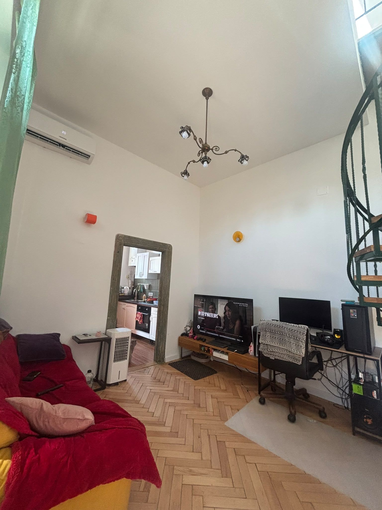 Apartament 2 camere, ultracentral, str.Traian Mosoiu - Oradea