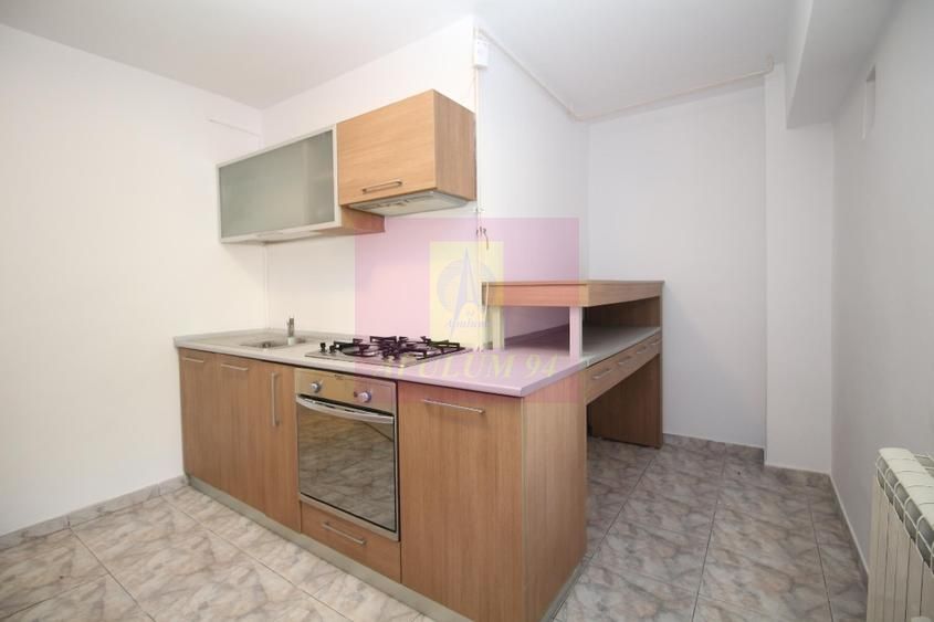 Apartament cu 3 camere de vânzare Decebal adiacent — fotografia 5