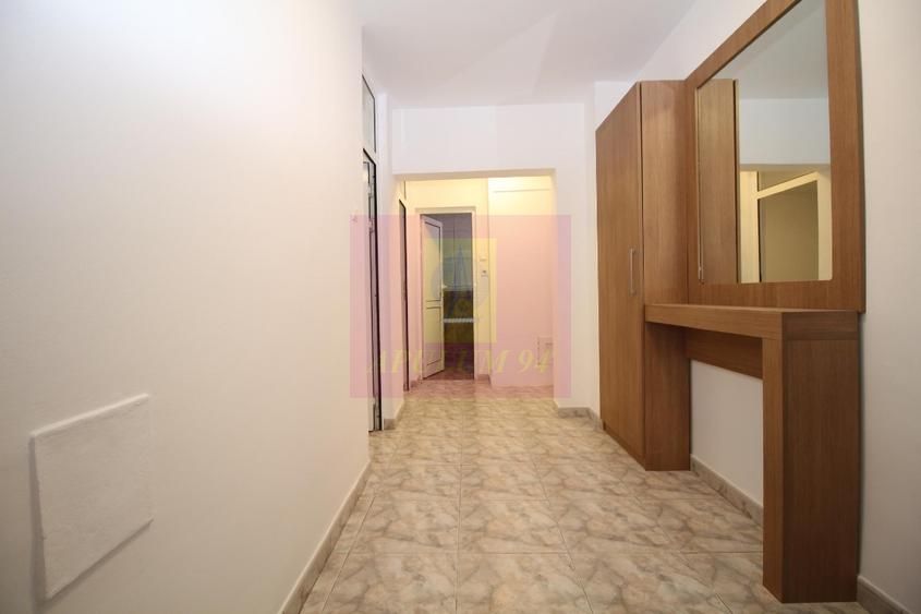 Apartament cu 3 camere de vânzare Decebal adiacent — fotografia 6