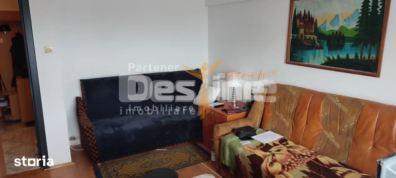 Apartament cu 1 camera, decomandat, zona Armata Rosie, etajul3 — fotografia 5