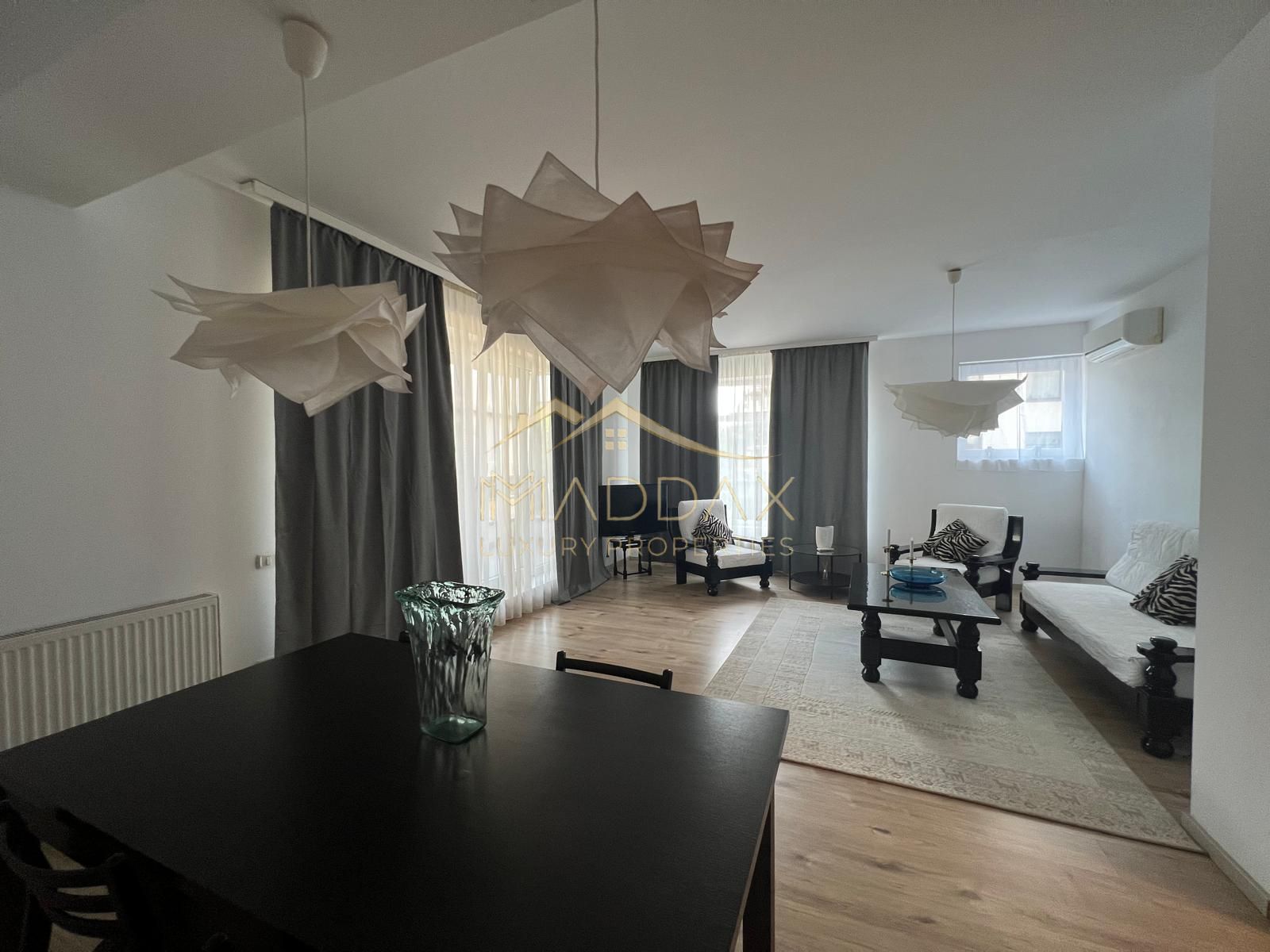 Apartament 3 camere /120 mp/ in complex Laguna Residence Lacul Tei / parcare — fotografia 3