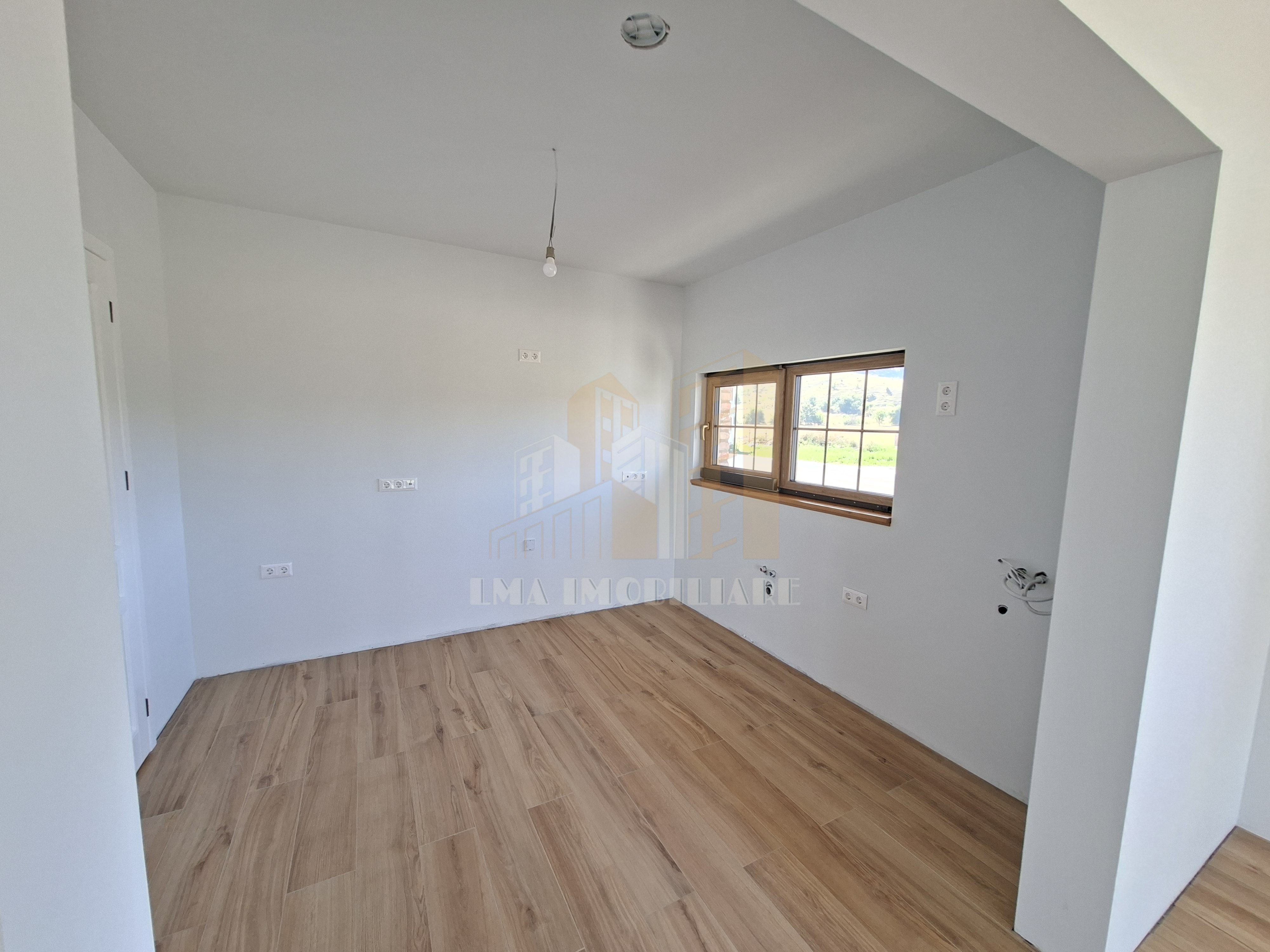 Casa pasiva 5 camere Sanpetru  Lempes Brasov — fotografia 10