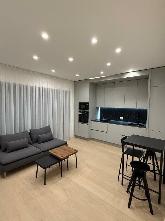 Închiriere apartament 2 camere cu vedere spectaculoasă la Sky Tower şi Promenada — fotografia 2