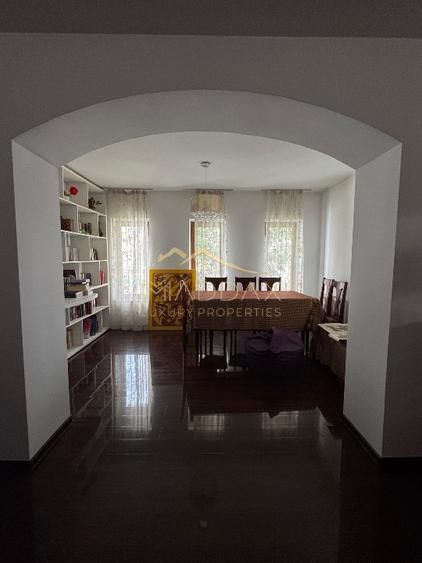 Vila exceptionala situata in zona Kiseleff - singur curte — fotografia 8