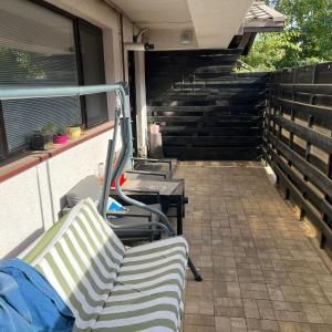 CASA INDSIRUITA CURTE PROPRIE 3 CAMERE