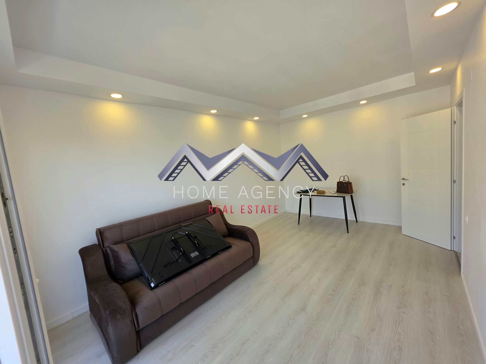 Cosmopolis | Apartament 2 camere | include parcare — fotografia 4
