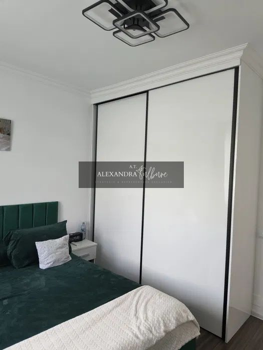 Apartament 3 camere, 2 bai, balcon, Teilor — fotografia 4
