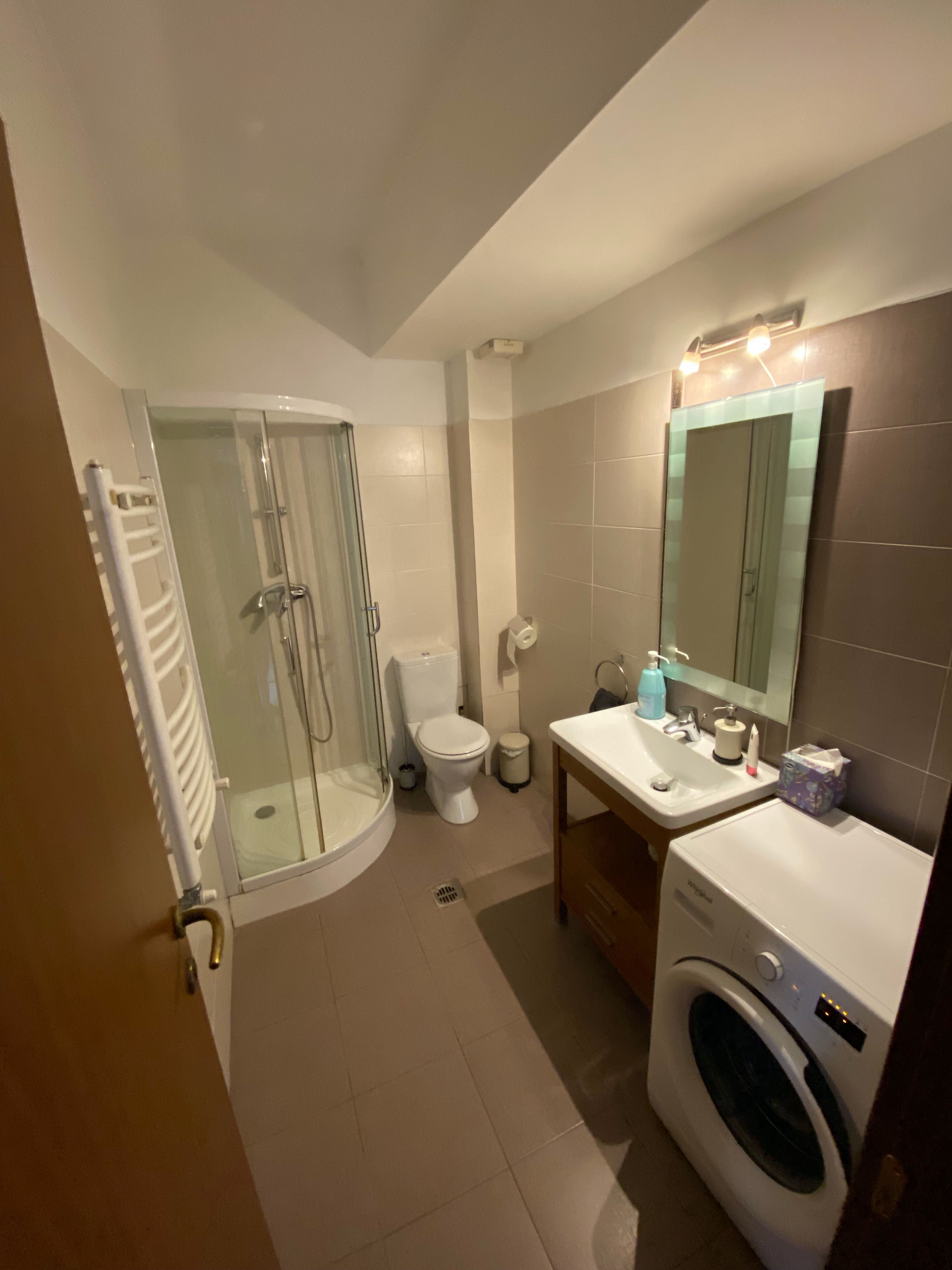 Inchiriere apartament 3 camere zona Mall Vitan — fotografia 6
