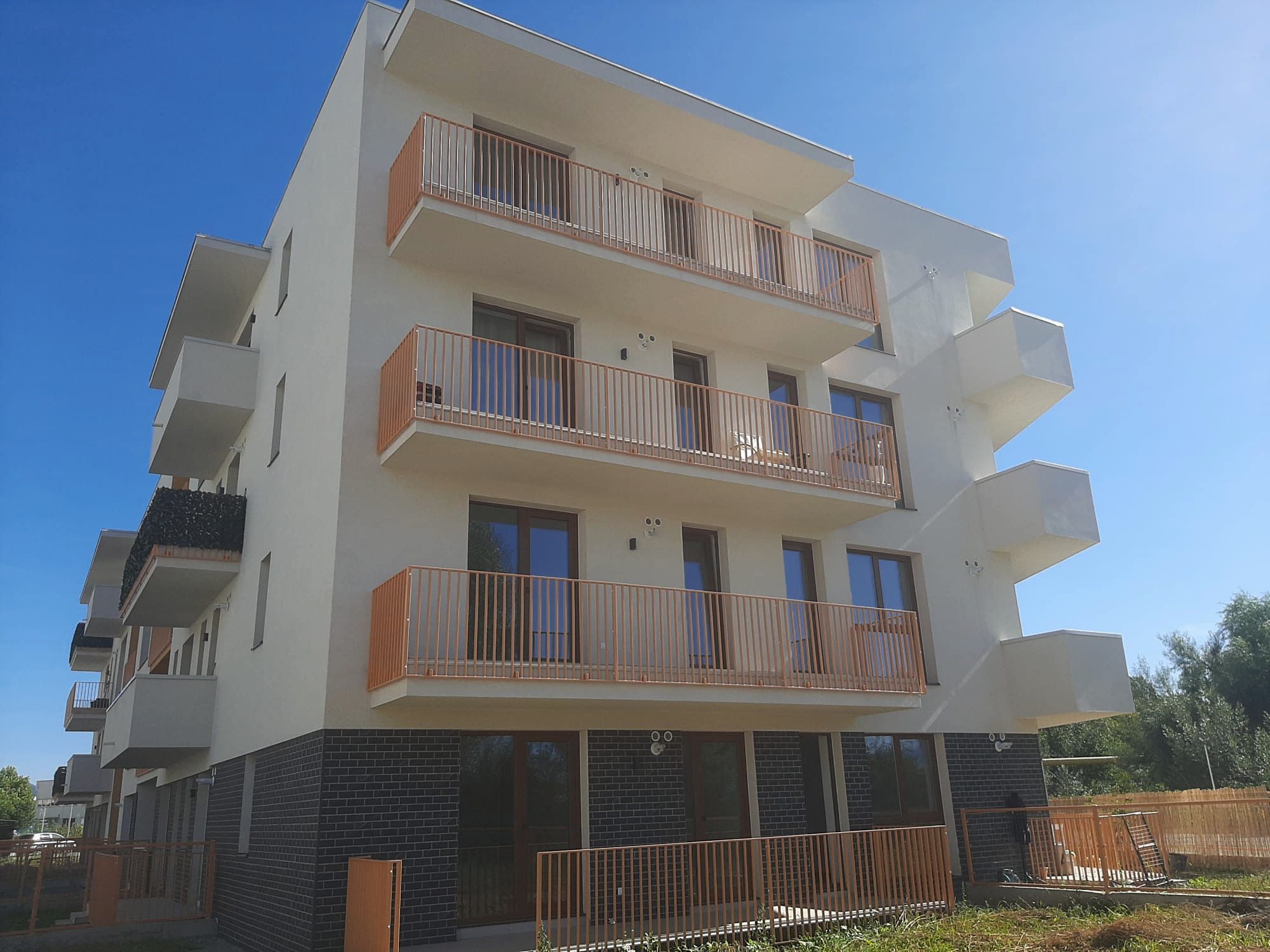 Apartament 2 camere cu grădină și terasă privată construcție nouă 2026 — fotografia 3