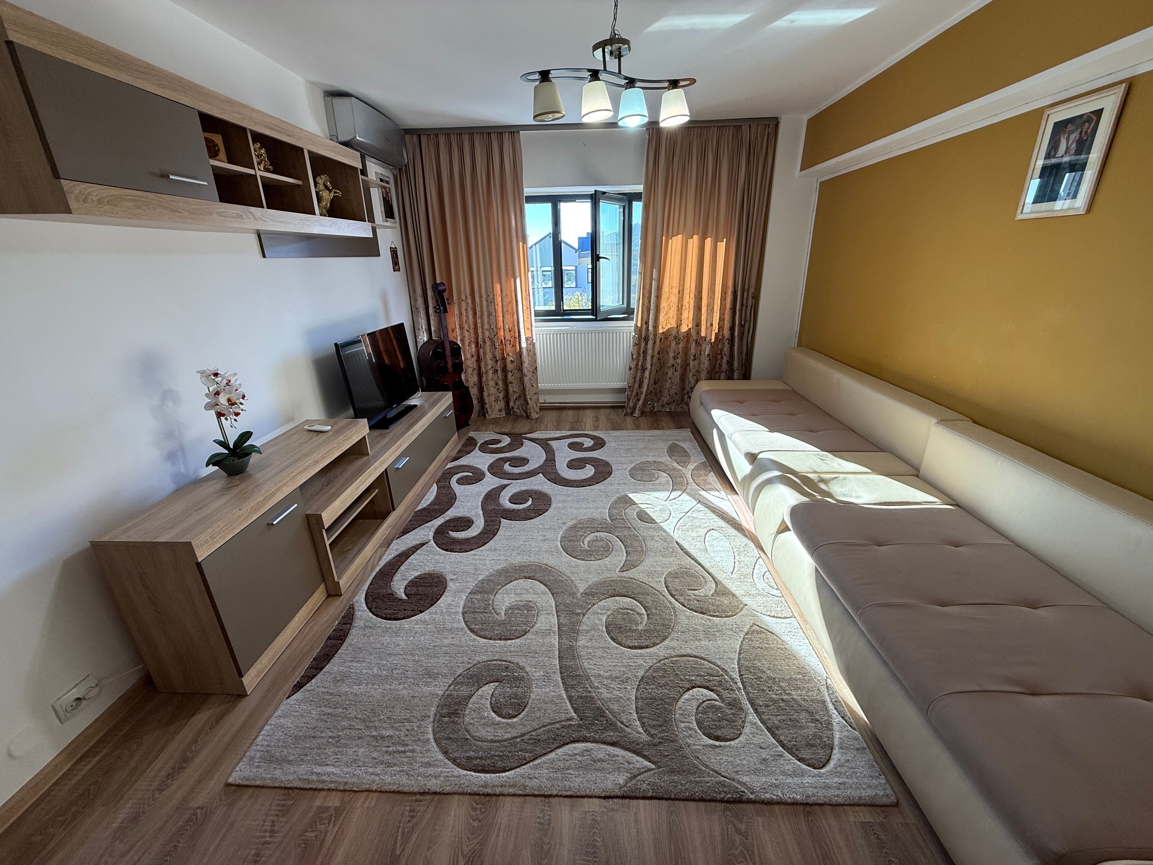 Apartament 2 camere renovat/mobilat/utilat , cu vedere către munte ! — fotografia 6