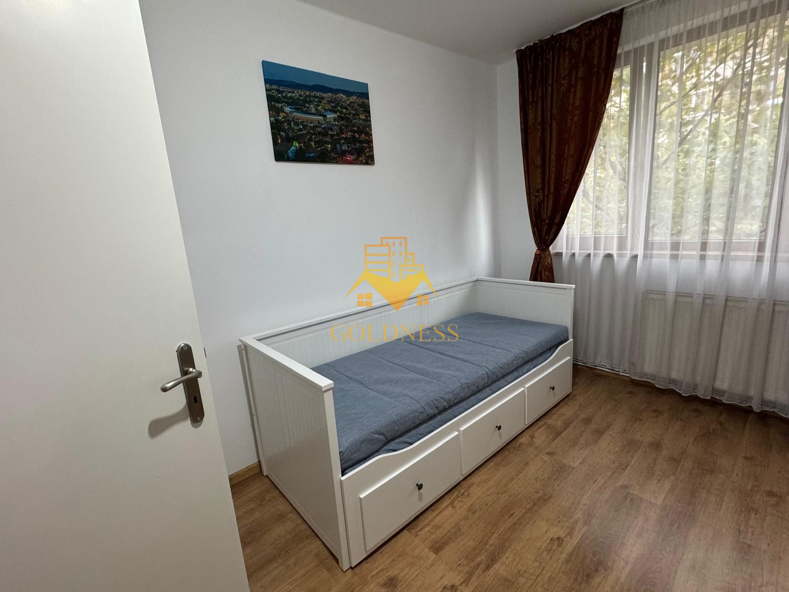 Oportunitate ! 3 camere decomandate Horea, parcare, etajul I , balcon! — fotografia 3
