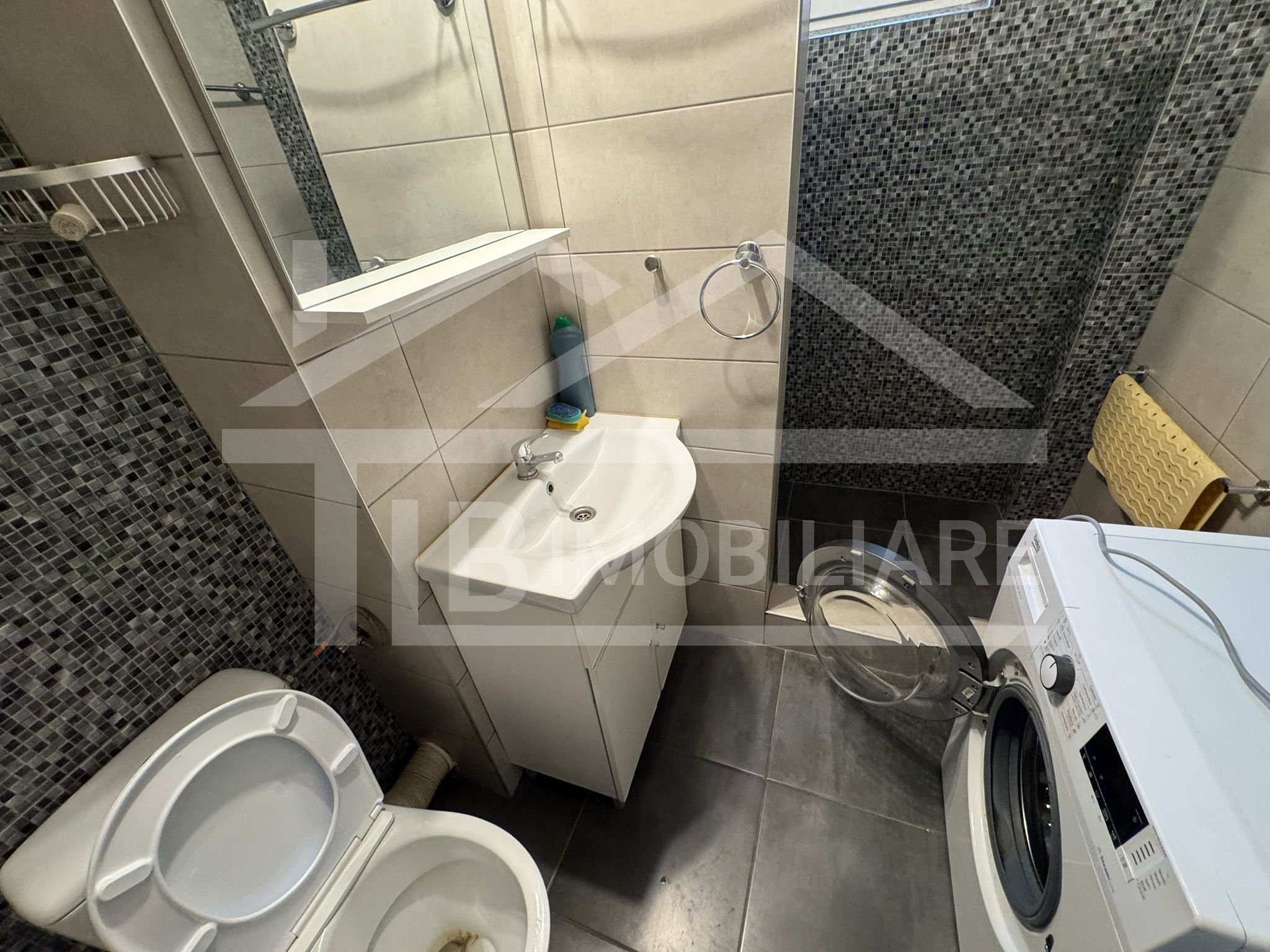Apartament cu 3 camere, 84mp, Zona Central — fotografia 8