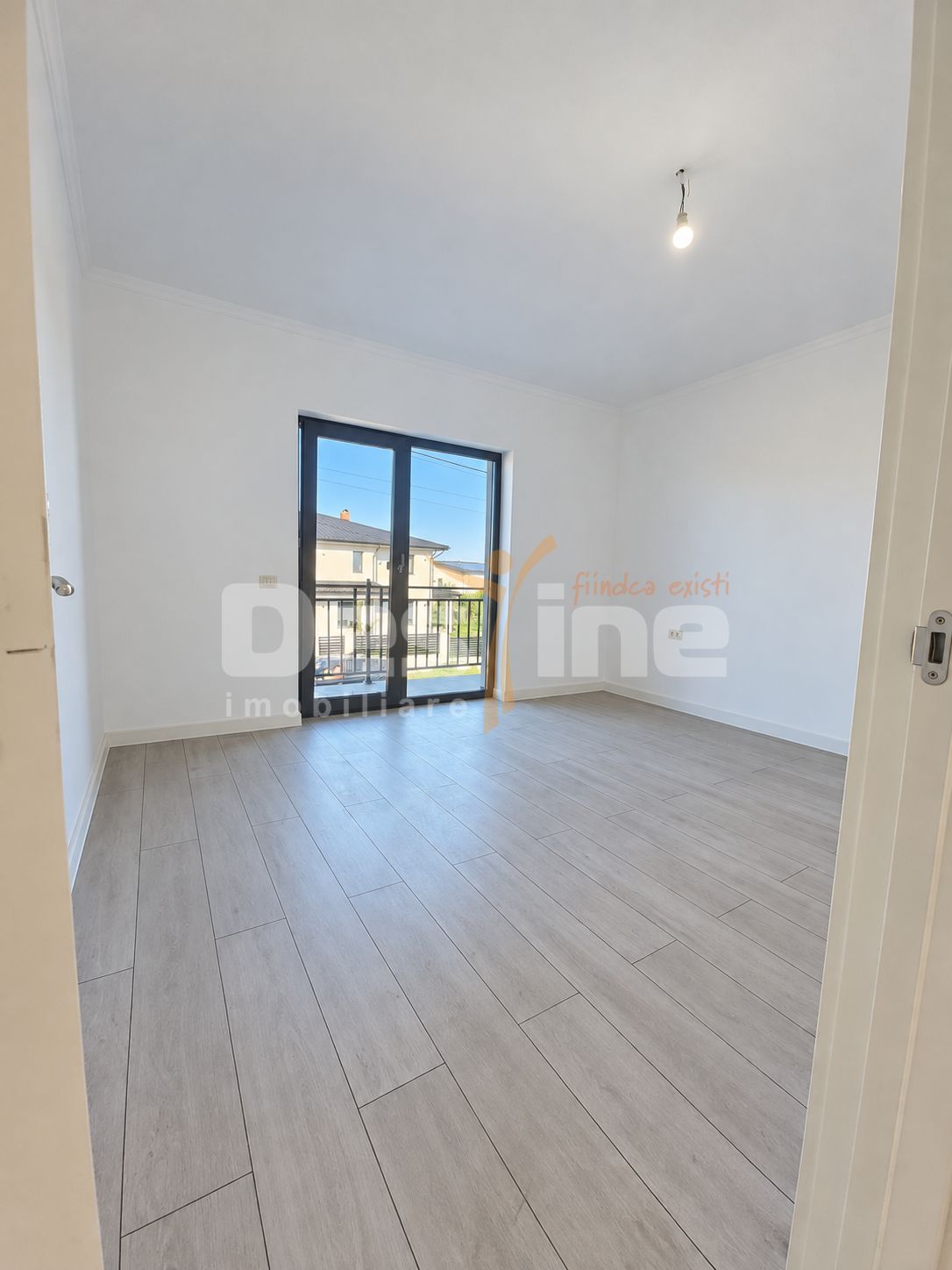 Duplex  în Miroslava – 4 camere, 105 mp utili, teren 300 mp — fotografia 4