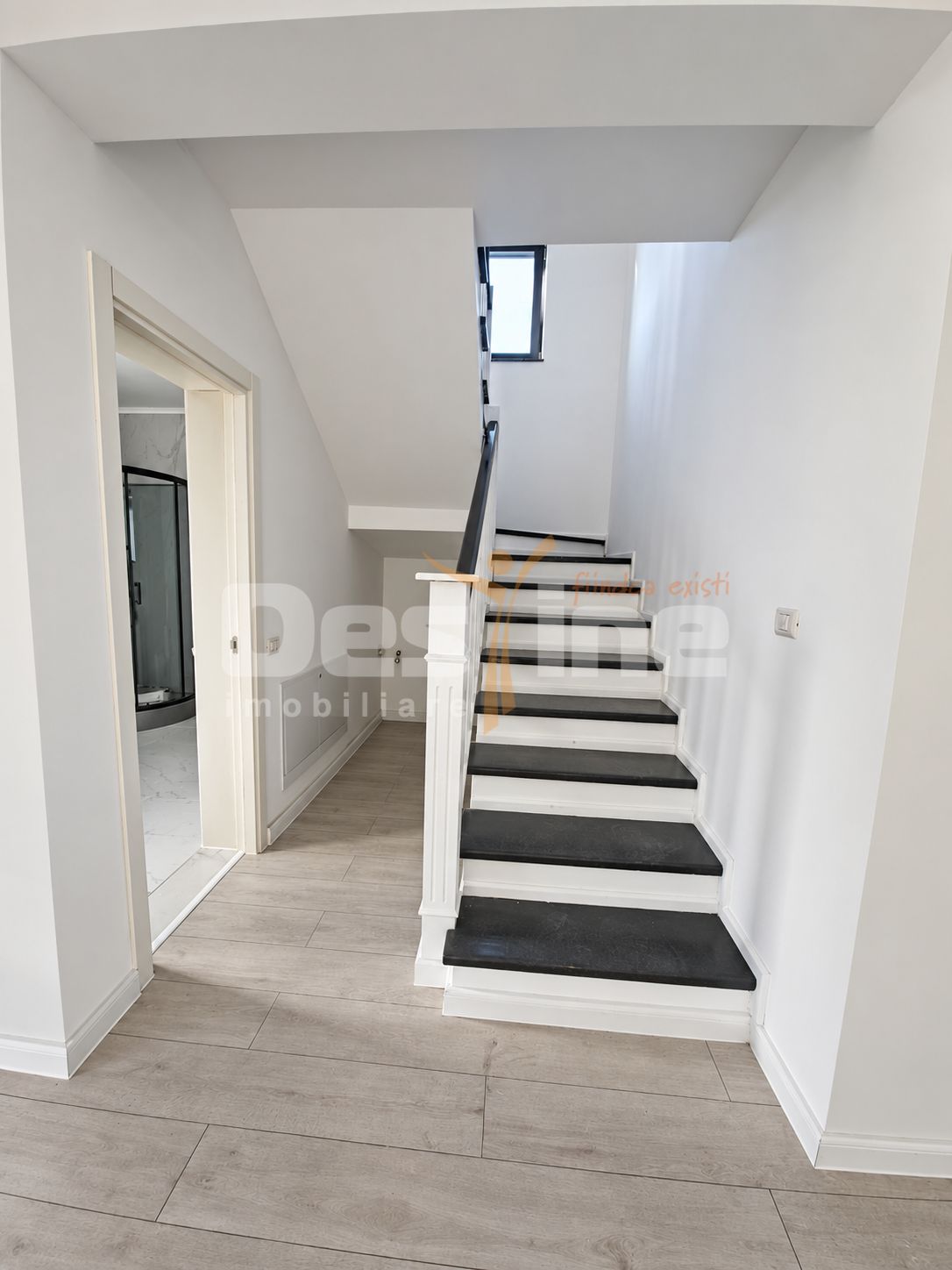 Duplex  în Miroslava – 4 camere, 105 mp utili, teren 300 mp — fotografia 5