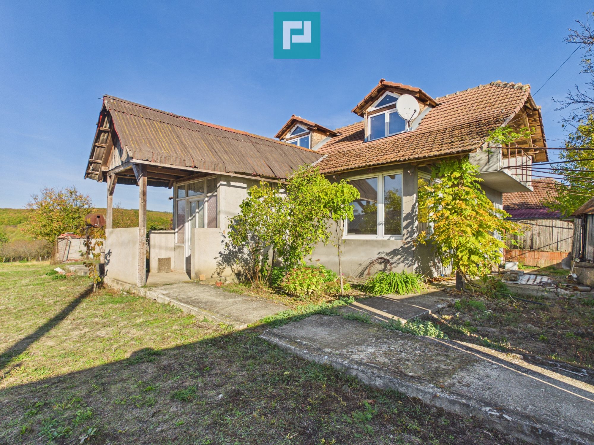 Casă în Șumugiu, teren 2.610 mp — fotografia 3
