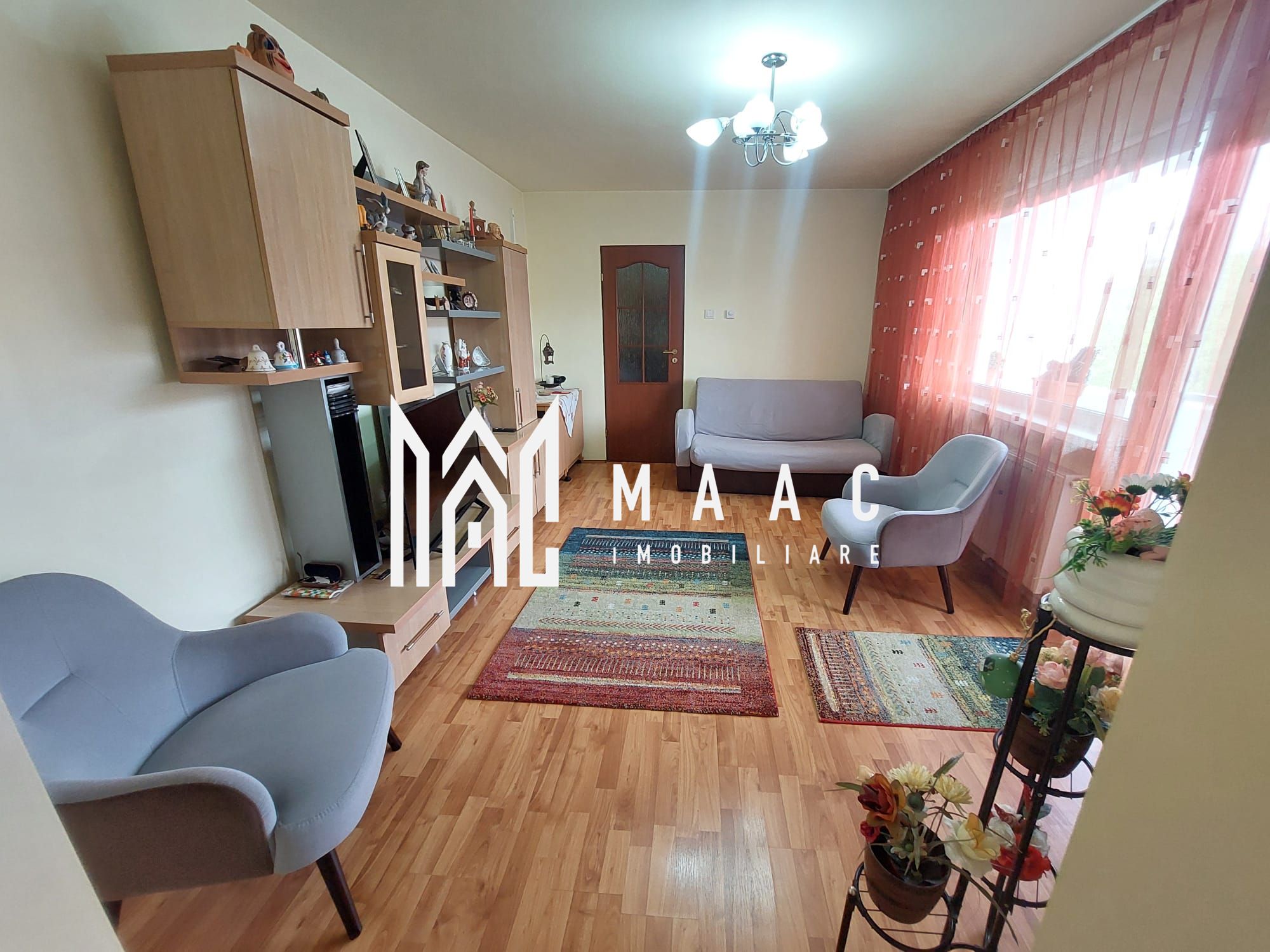 Apartament 3 camere semidecomandat | Orșova Central | 64 mp I Etaj 3 — fotografia 2
