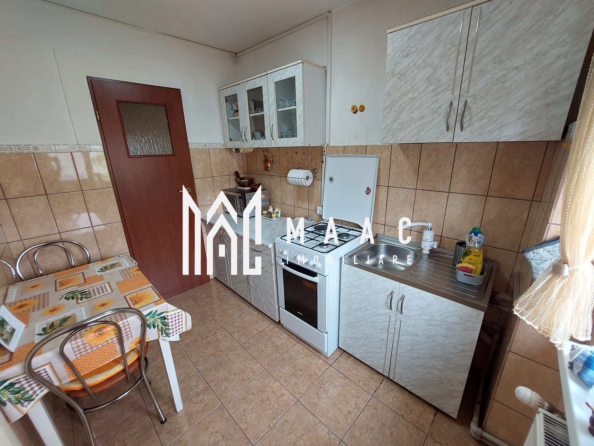 Apartament 3 camere semidecomandat | Orșova Central | 64 mp I Etaj 3 — fotografia 5