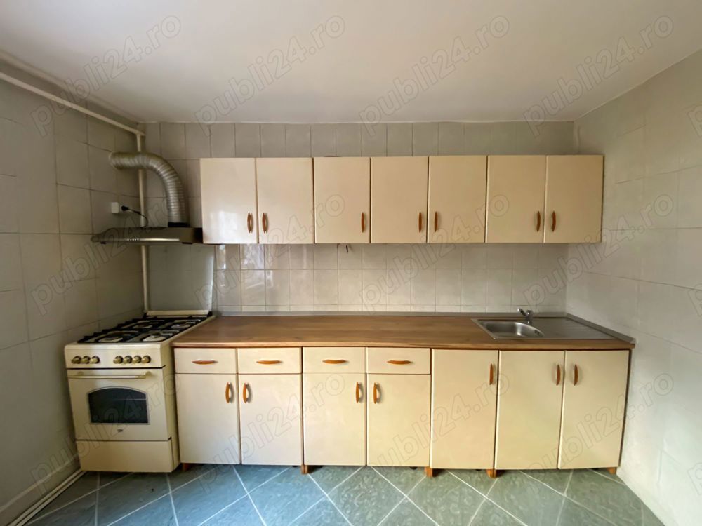 proprietar inchiriez apartament 2 camere Tei — fotografia 3