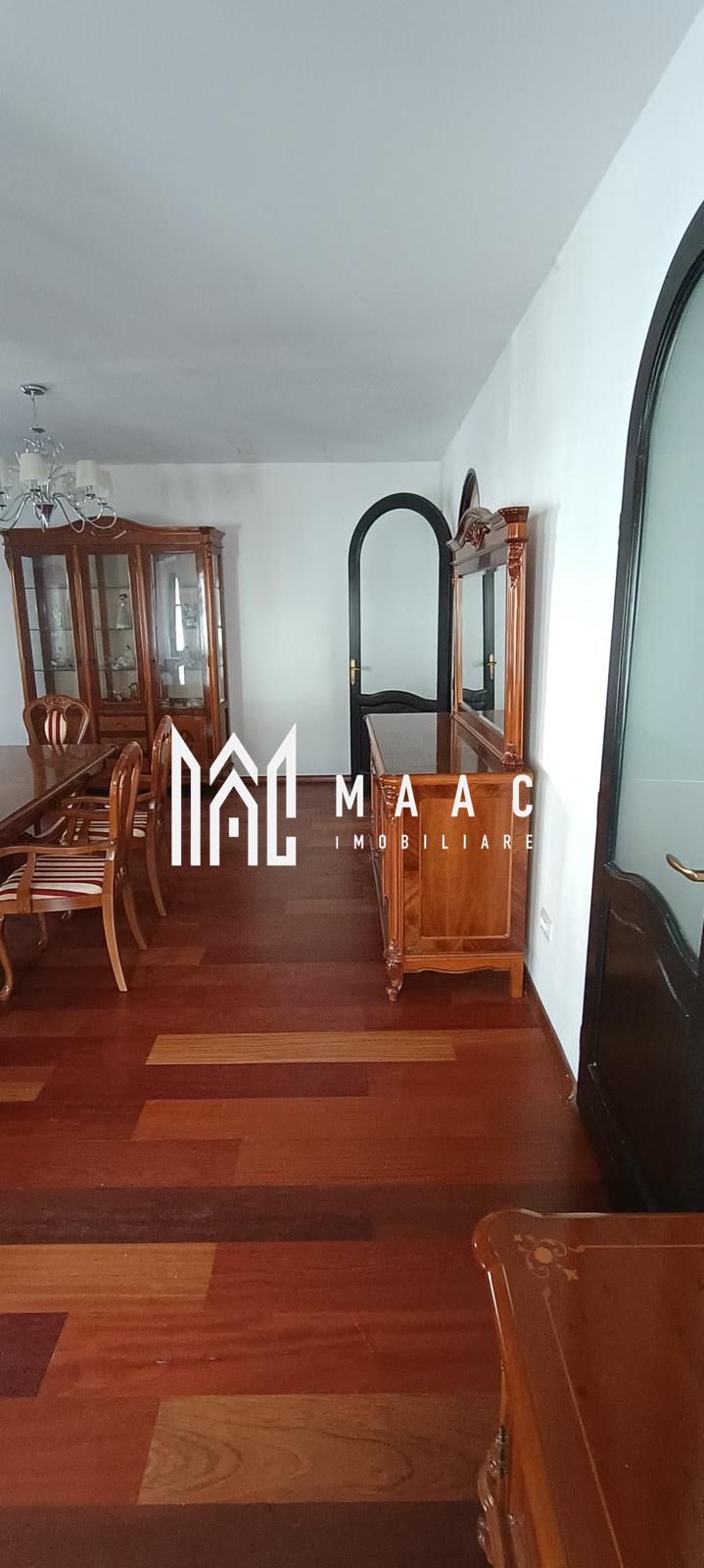 Ultracentral I Pretabil Investitie I Parter — fotografia 40