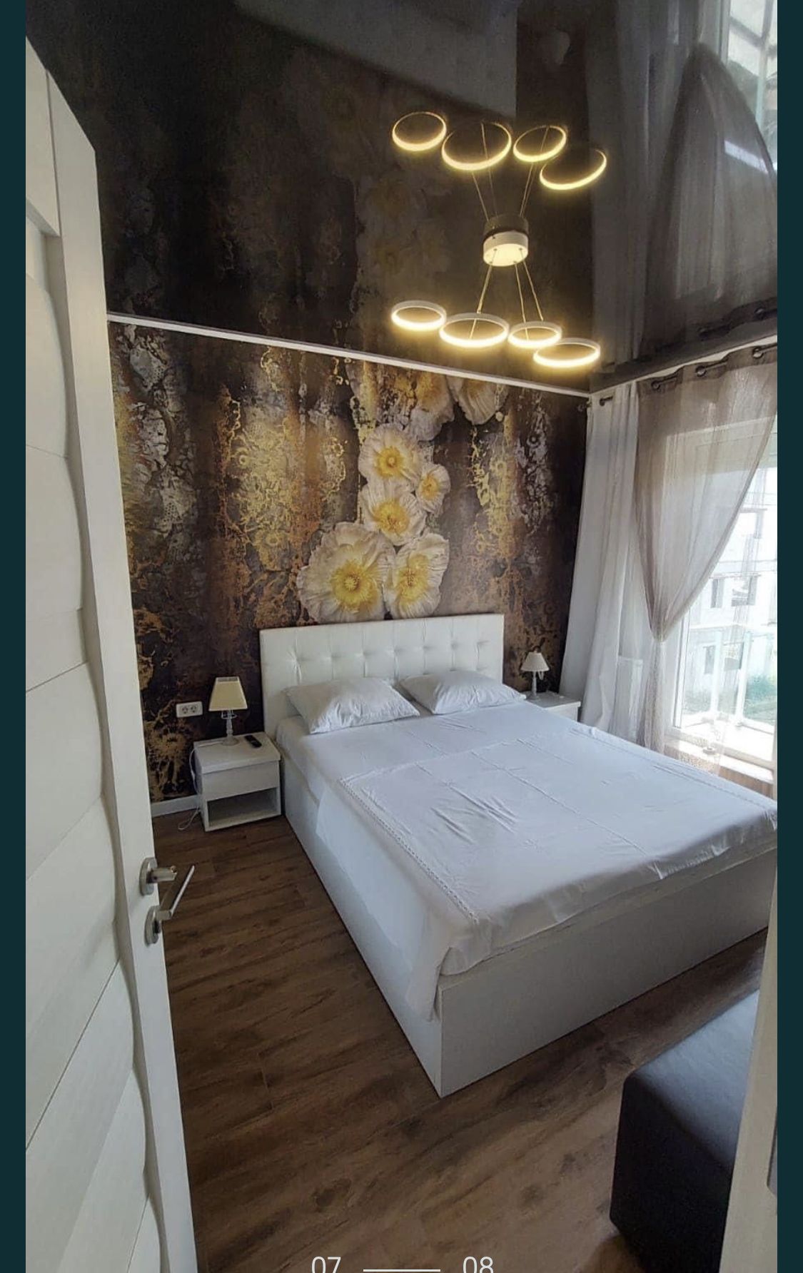 Vand apartament de lux — fotografia 3
