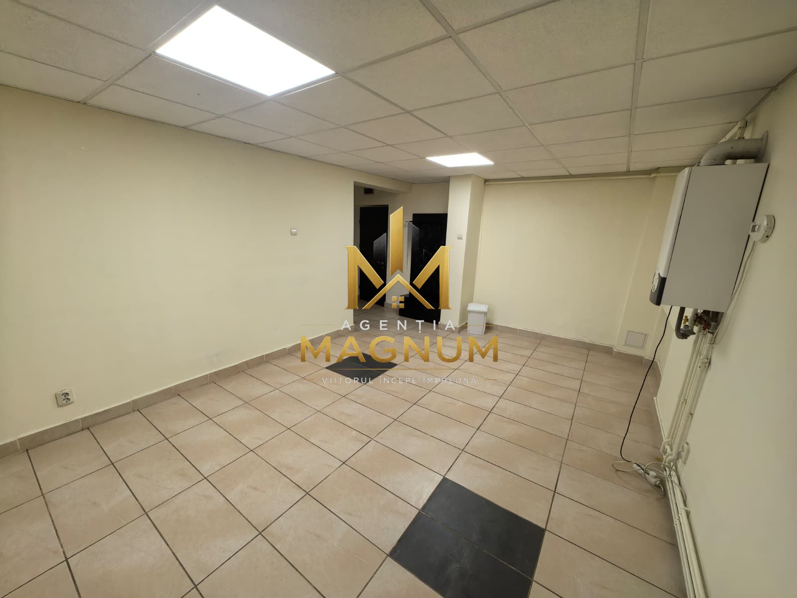 Spațiu comercial de închiriat — fotografia 2