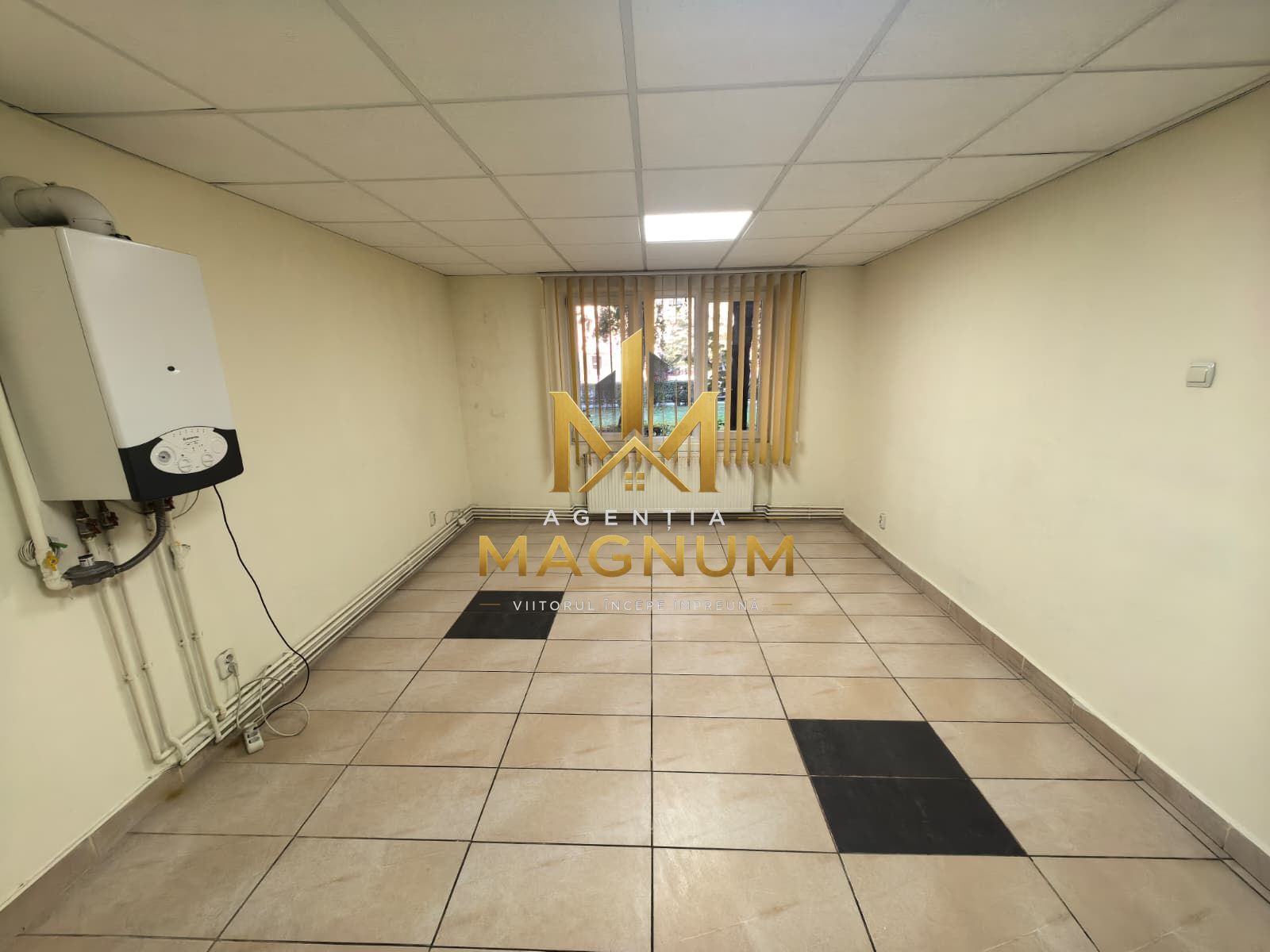Spațiu comercial de închiriat — fotografia 3