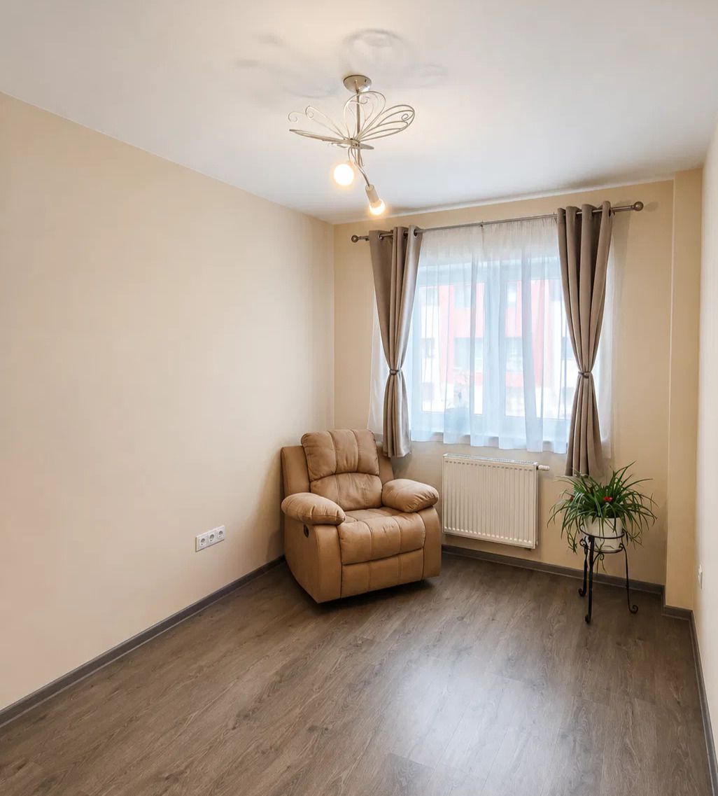 DUPLEX MODERN CU 3 CAMERE TERASĂ PARCARE ȘI BOXĂ CORESI — fotografia 9