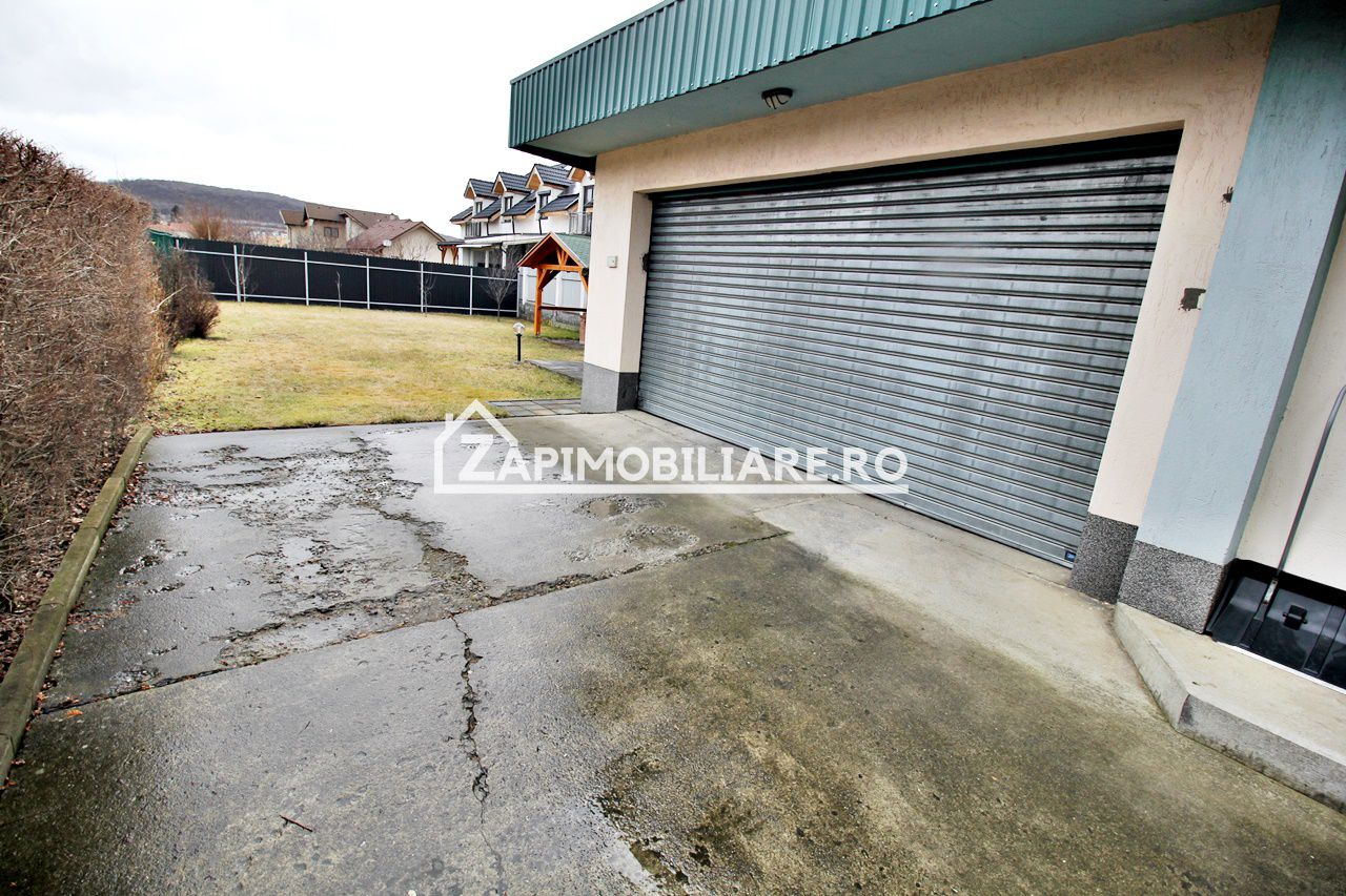 Casa+spatiu comercial cu trifazic,434 mp, 750 mp teren, — fotografia 4