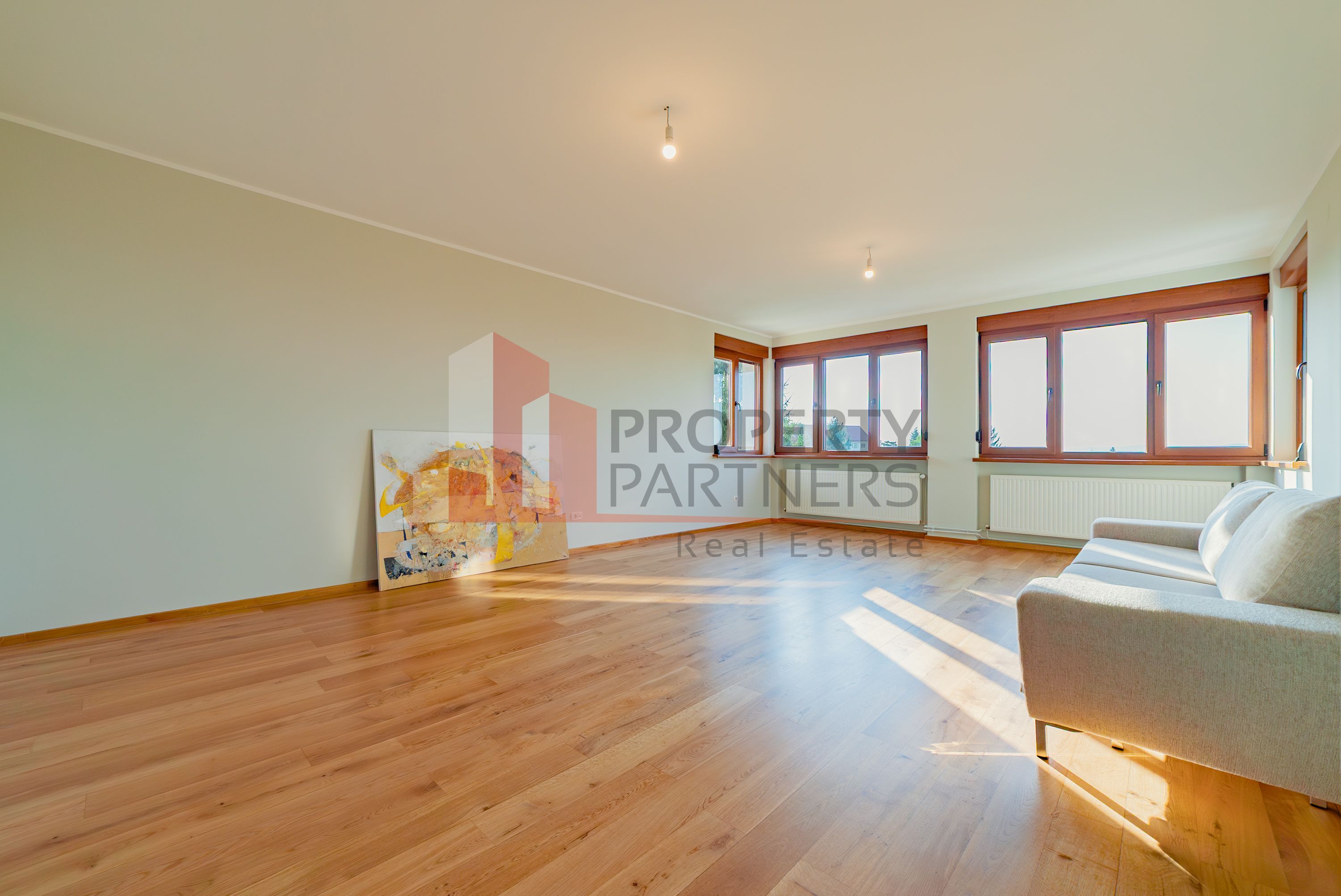 Apartament Duplex Elegant cu Terasă Panoramică – Dealul Cetății, Brașov — fotografia 4