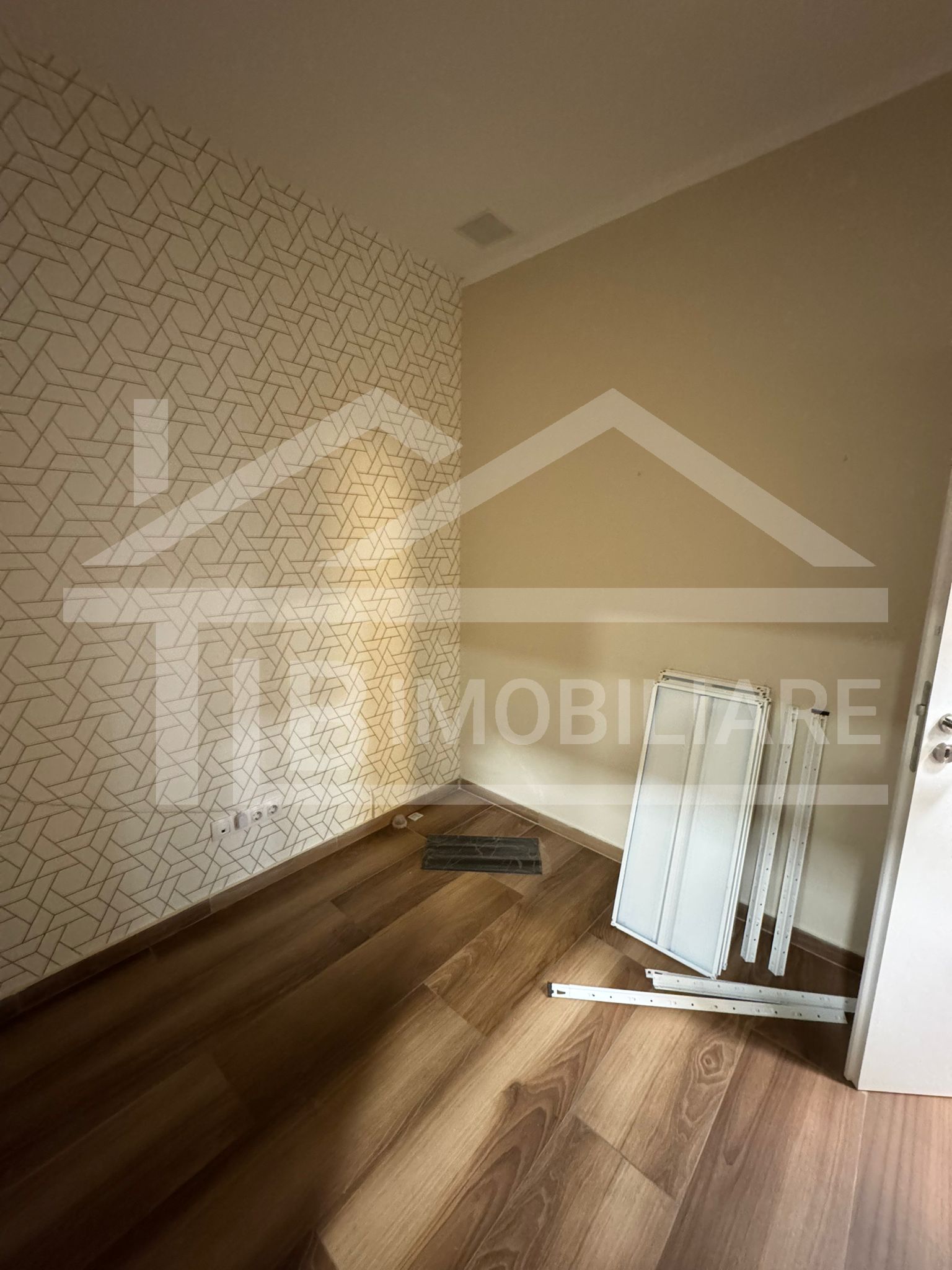 Spatiu comercial, 130 mp, parcare, Zona E.ON — fotografia 3