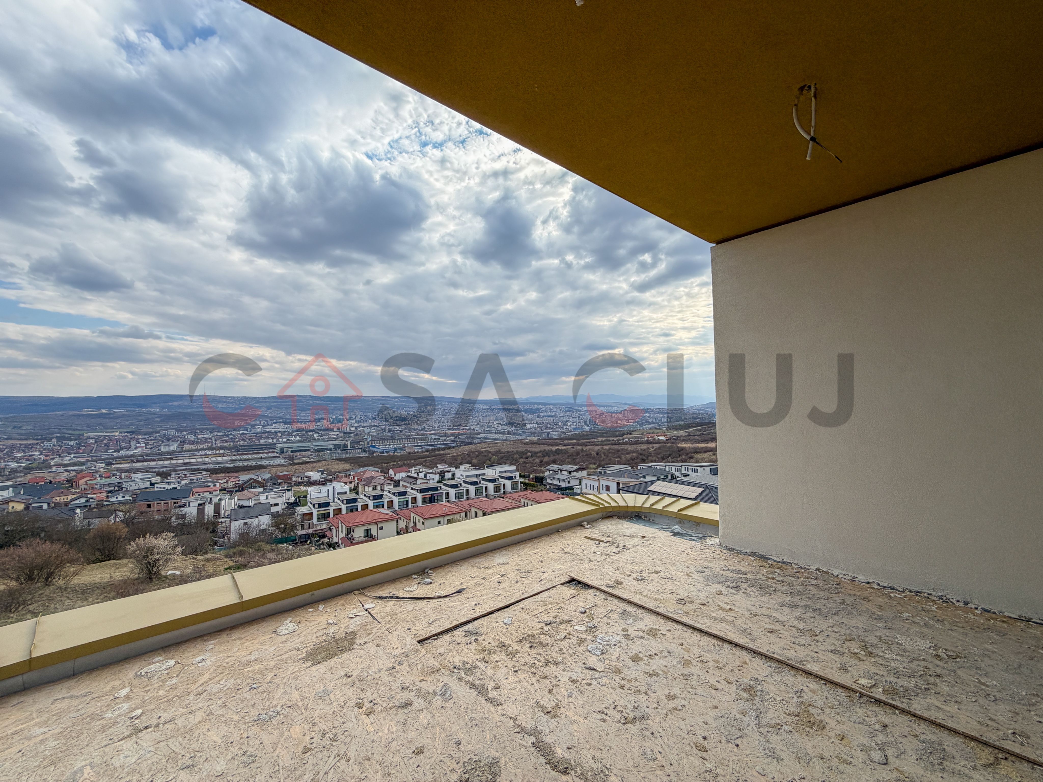Casa zona Voronet - View superb spre oras — fotografia 3