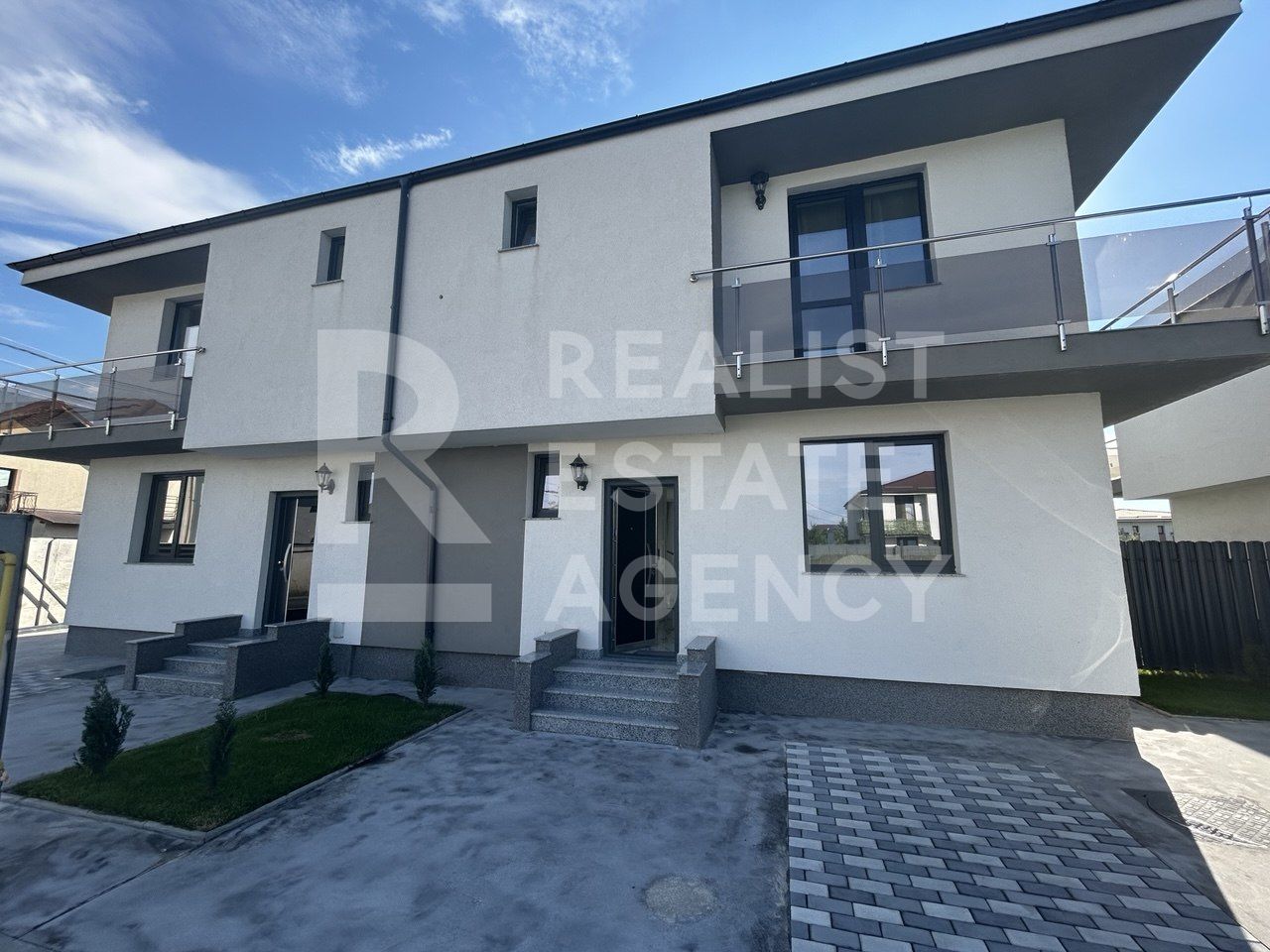 Prima închiriere, vila Otopeni, teren - 255 mp, 2 locuri de parcare — fotografia 3