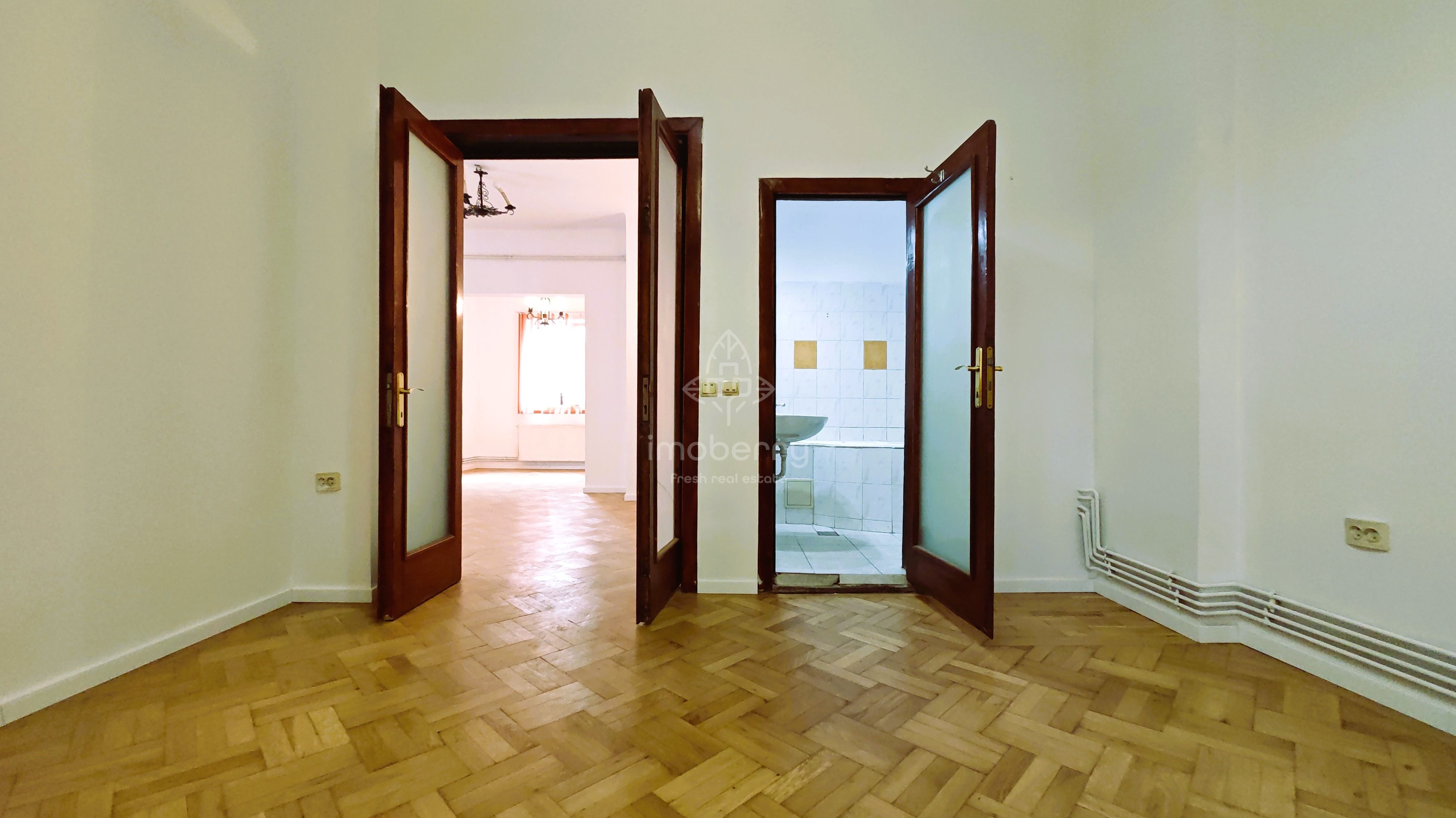 Vanzare apartament 3 camere in vila Cotroceni, langa Palatul Cotroceni, statuia — fotografia 11