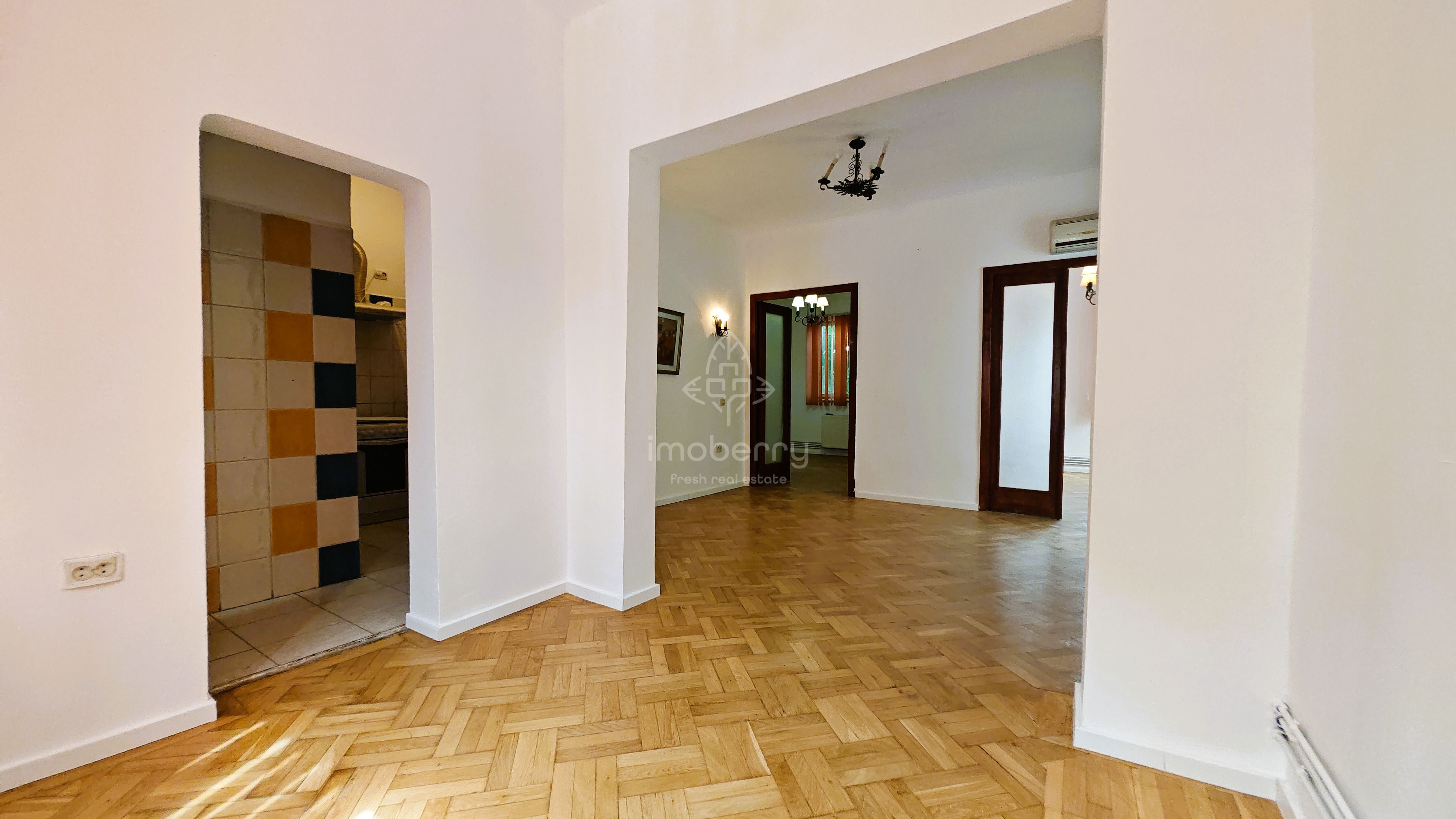Vanzare apartament 3 camere in vila Cotroceni, langa Palatul Cotroceni, statuia — fotografia 9