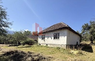 Teren 4558 mp cu casă tradițională, Sohodol, Bran — fotografia 6