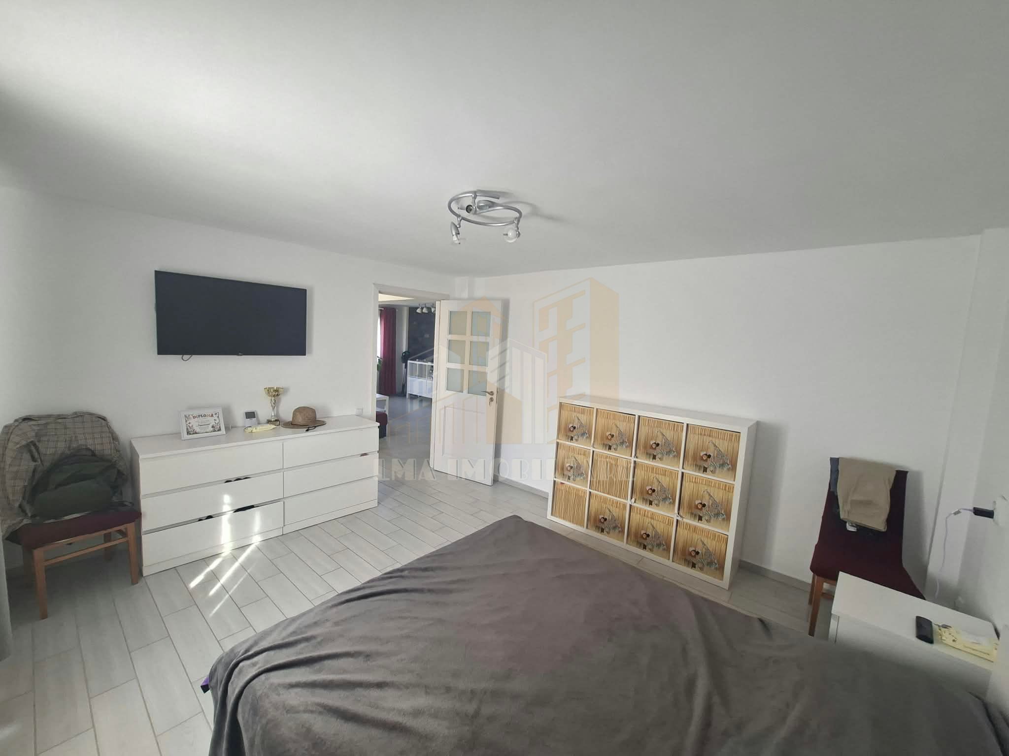 Casa individuala Harman Brasov  parter+etaj — fotografia 18