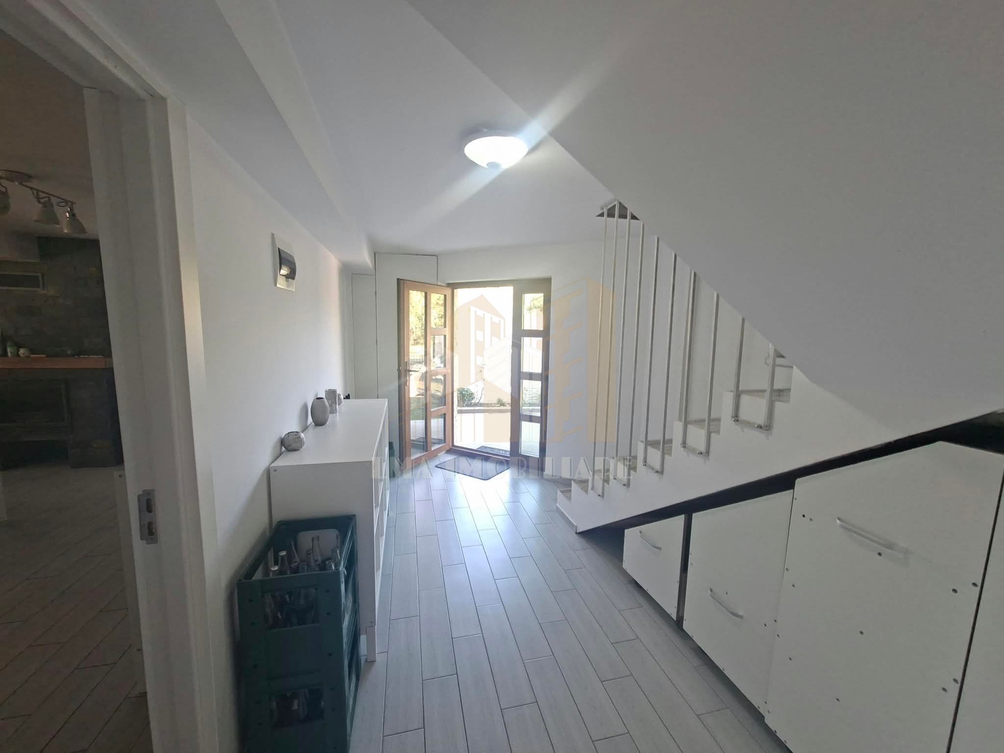 Casa individuala Harman Brasov  parter+etaj — fotografia 9