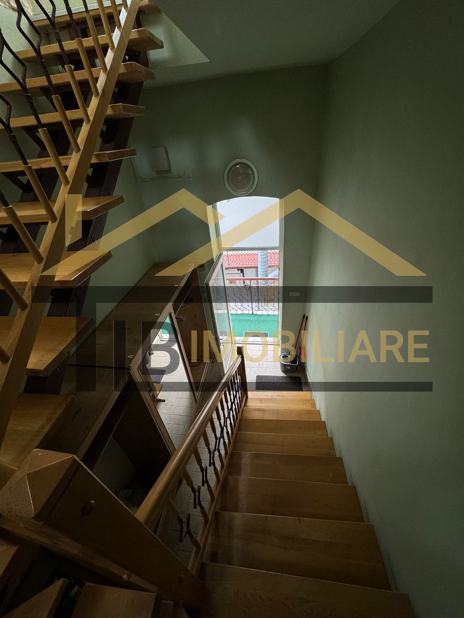 Apartament cu 3 camere, 140 mp, Zona Piata Trandafirilor — fotografia 4