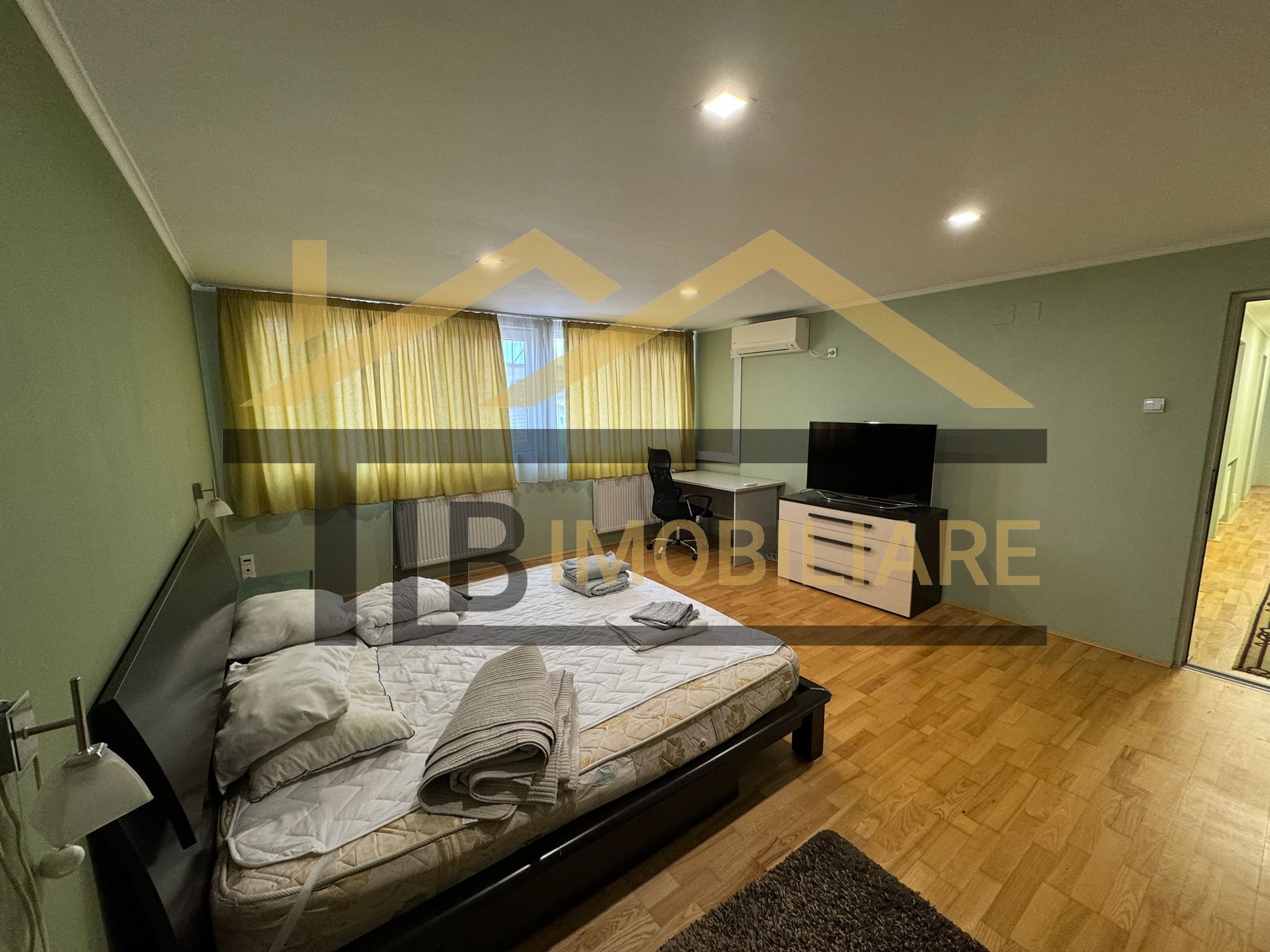 Apartament cu 3 camere, 140 mp, Zona Piata Trandafirilor — fotografia 5
