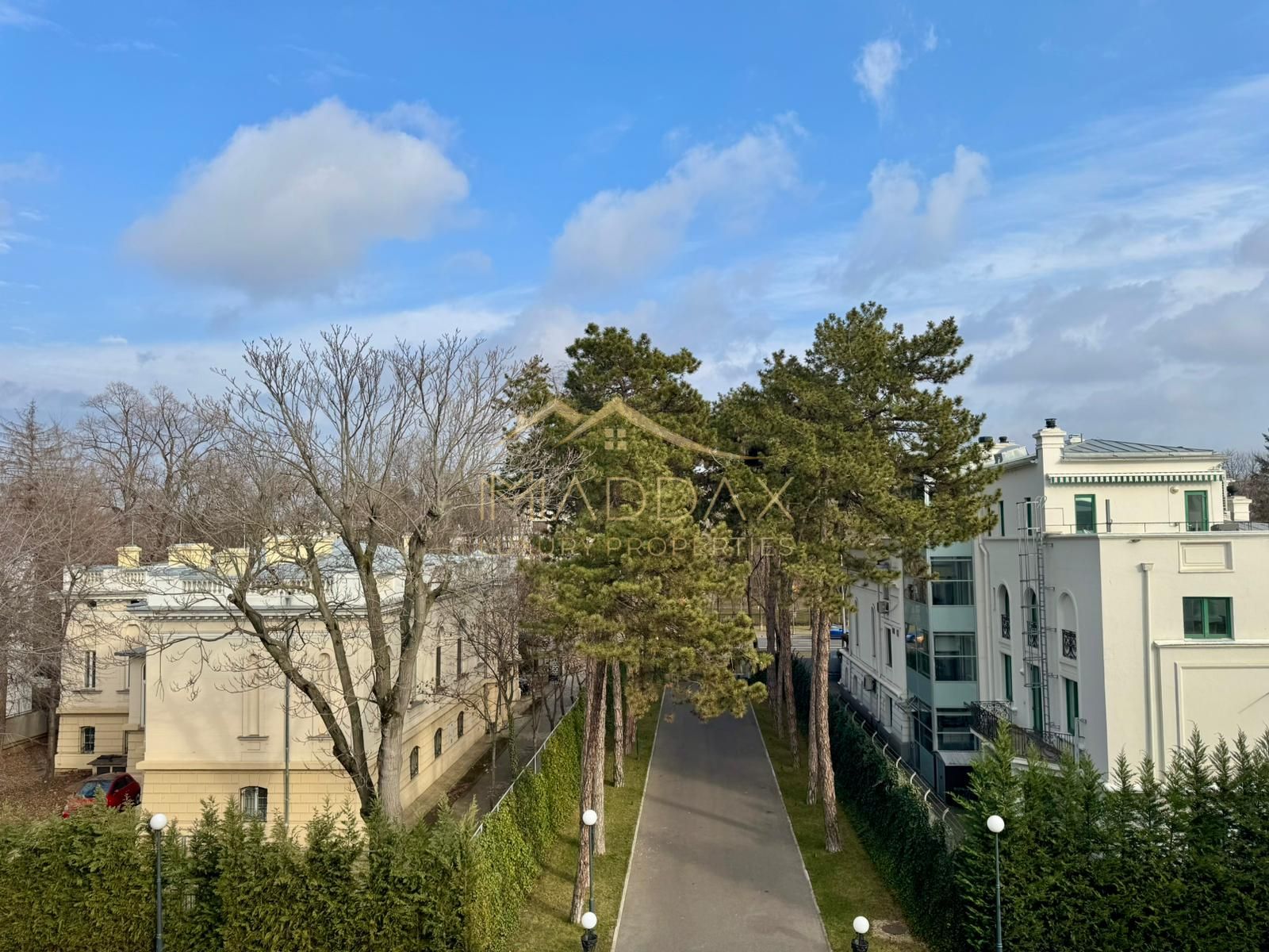 Apartament cu 4 Camere *223mp utili* / 2 parking / Zona Kiseleff