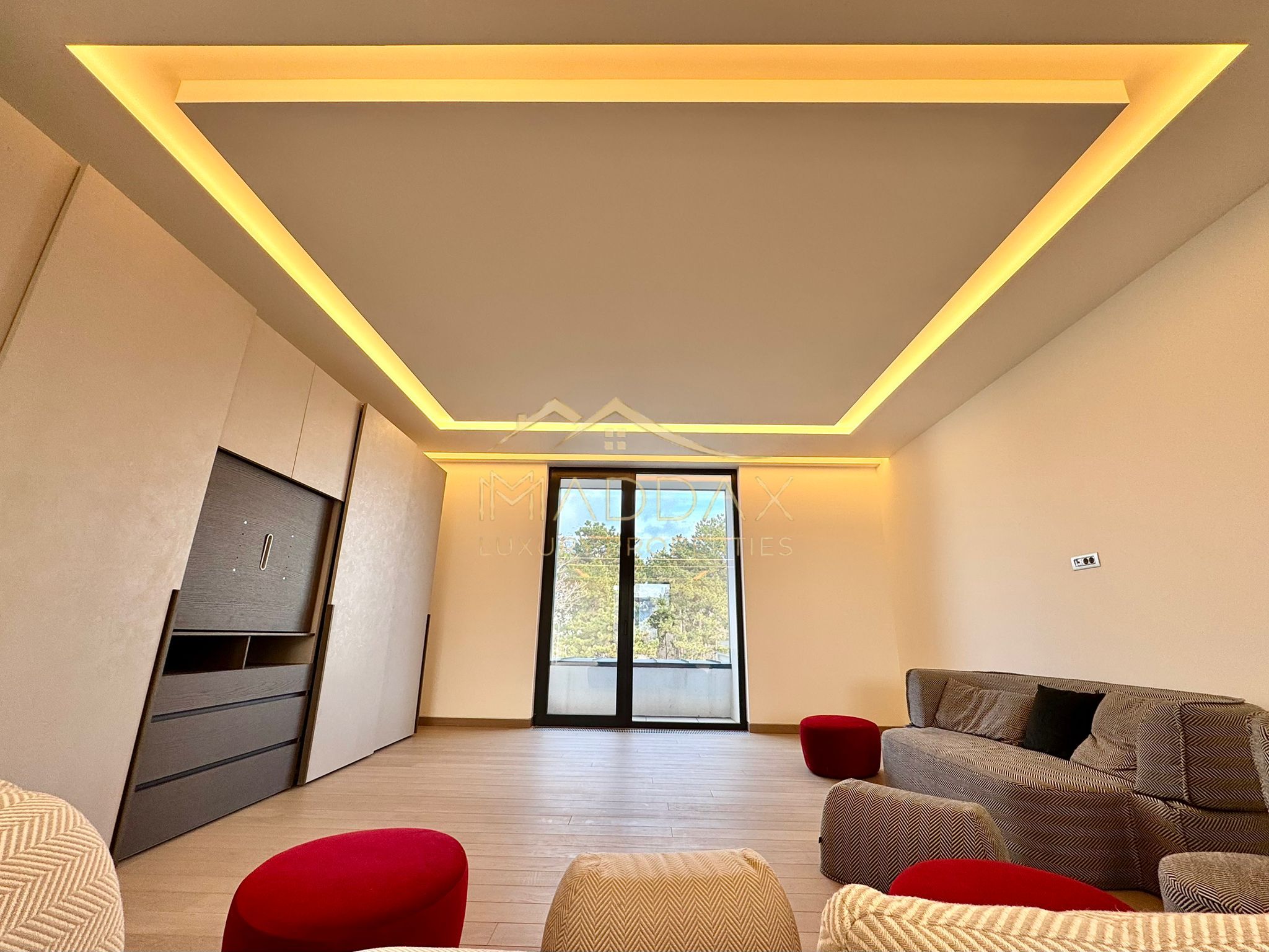 Apartament cu 4 Camere *223mp utili* / 2 parking / Zona Kiseleff — fotografia 3