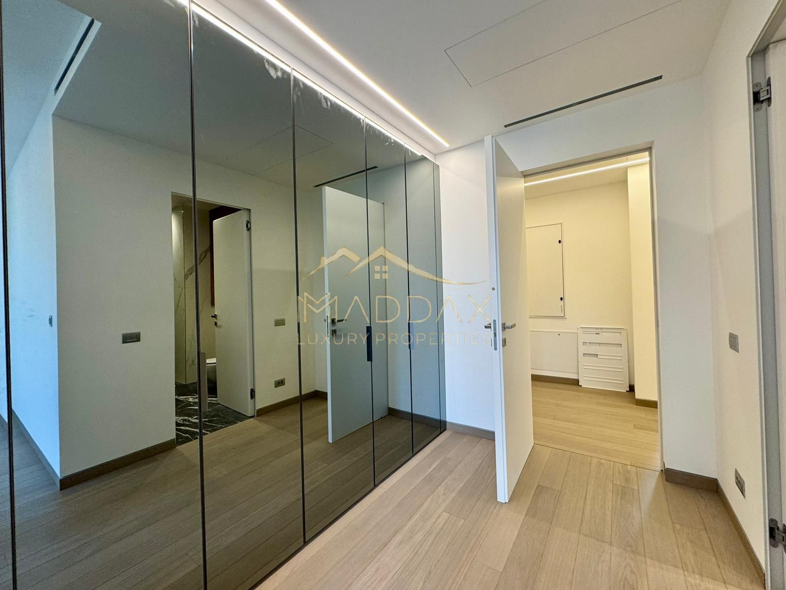 Apartament cu 4 Camere *223mp utili* / 2 parking / Zona Kiseleff — fotografia 6