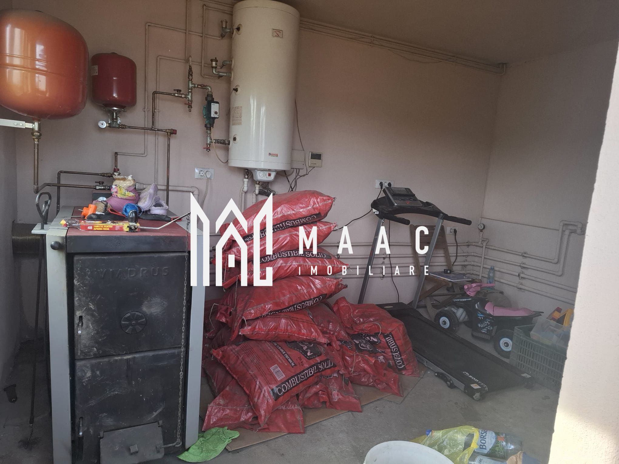 Casă 4 camere | Mănăilești, Vâlcea | 134 mp, teren 1.556 mp — fotografia 15