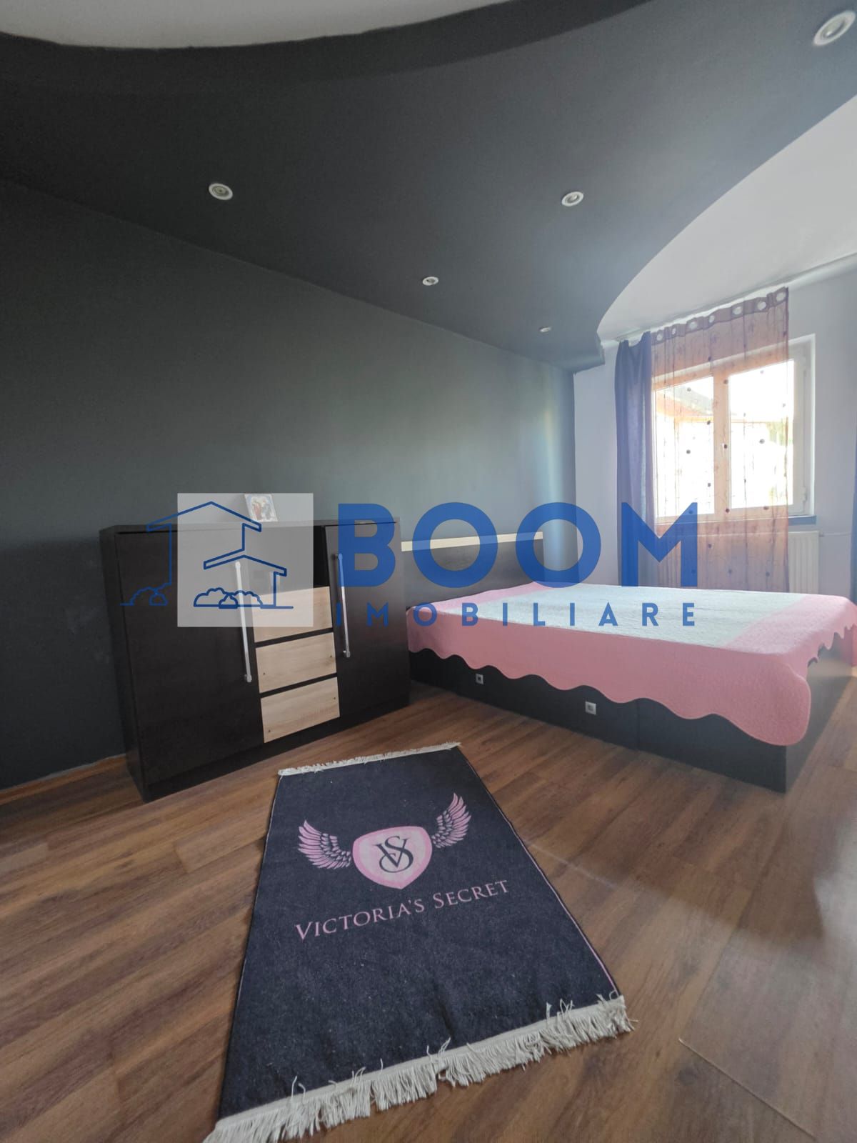 Apartament 3 camere Ostroveni | Centrala proprie | Geam la baie — fotografia 3