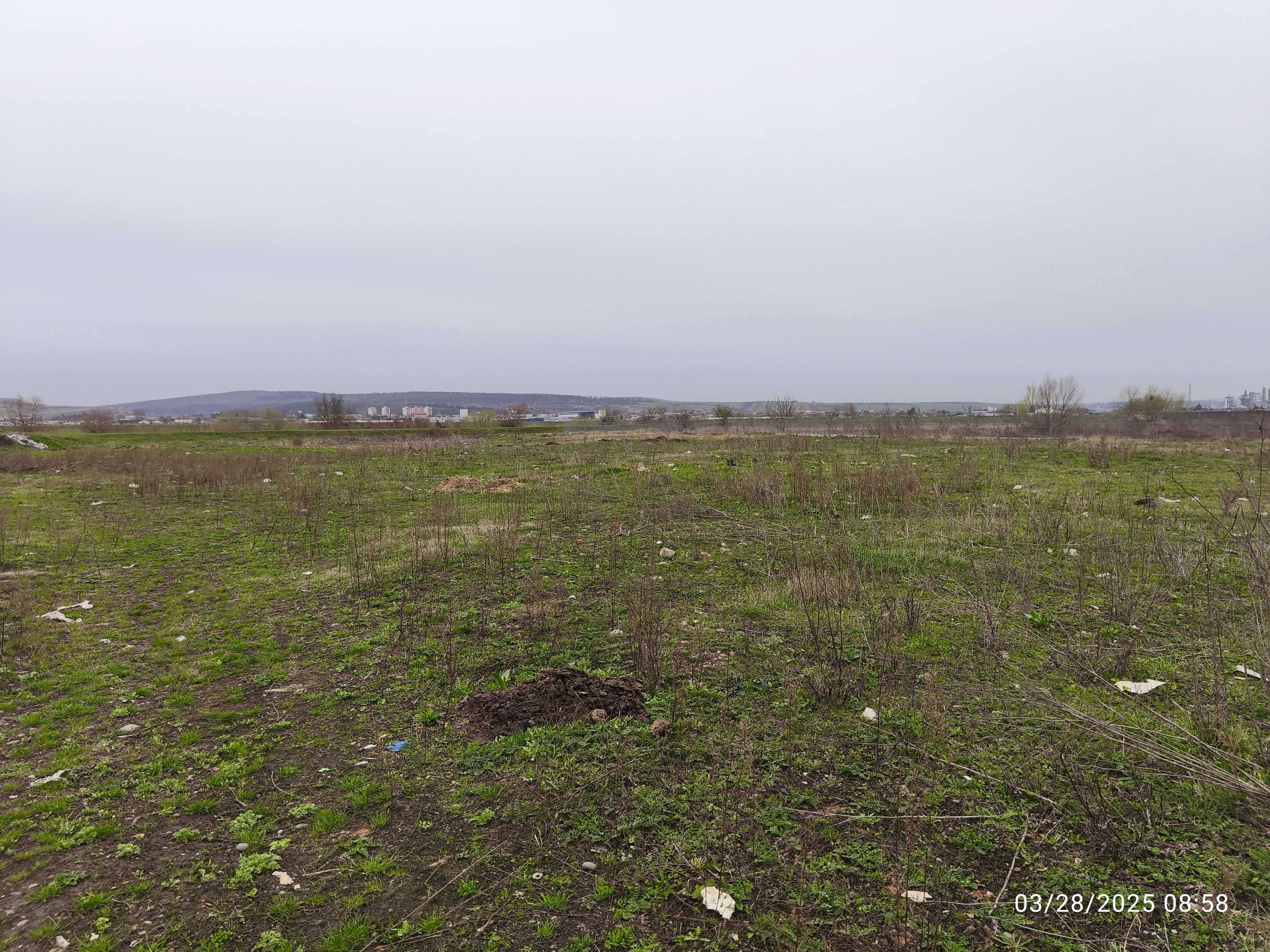 Teren drept  19059 mp - toate utilitățile - asfalt - Sancrai — fotografia 5