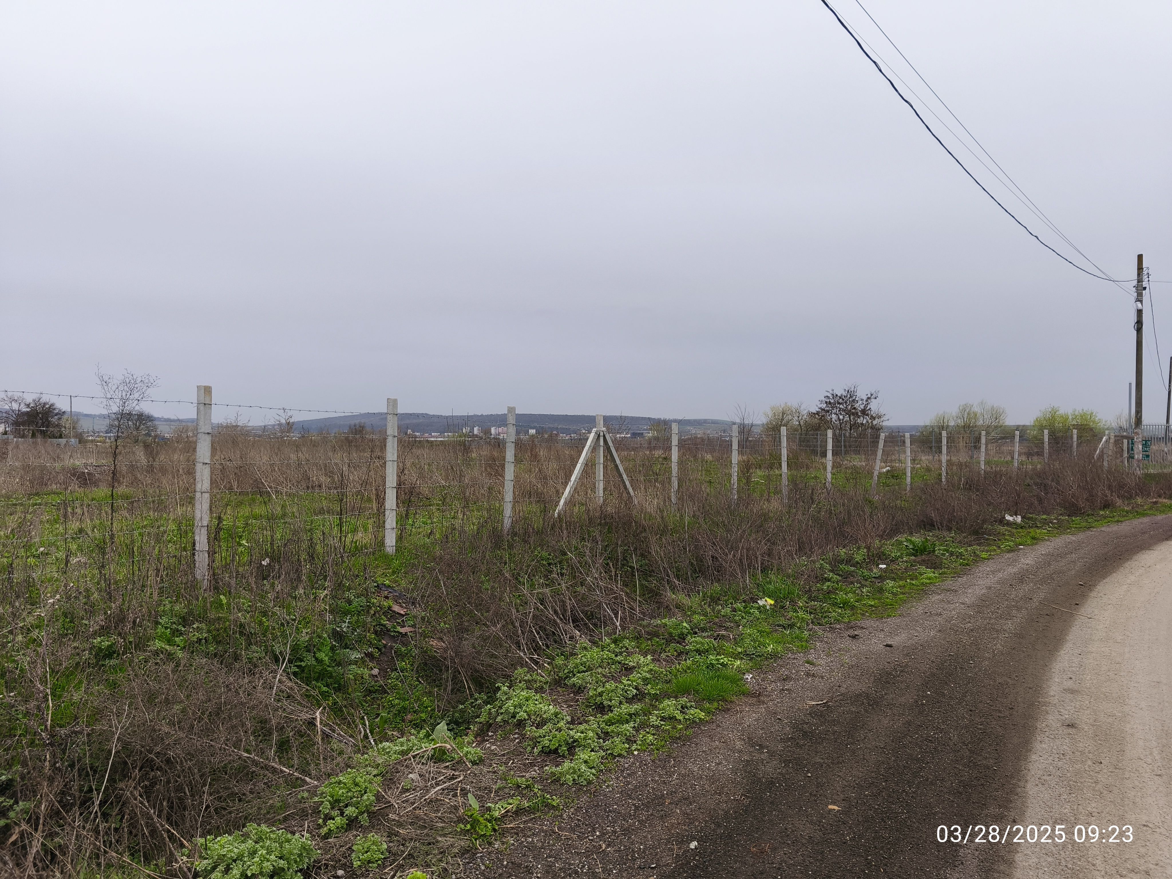 Teren drept  19059 mp - toate utilitățile - asfalt - Sancrai — fotografia 7