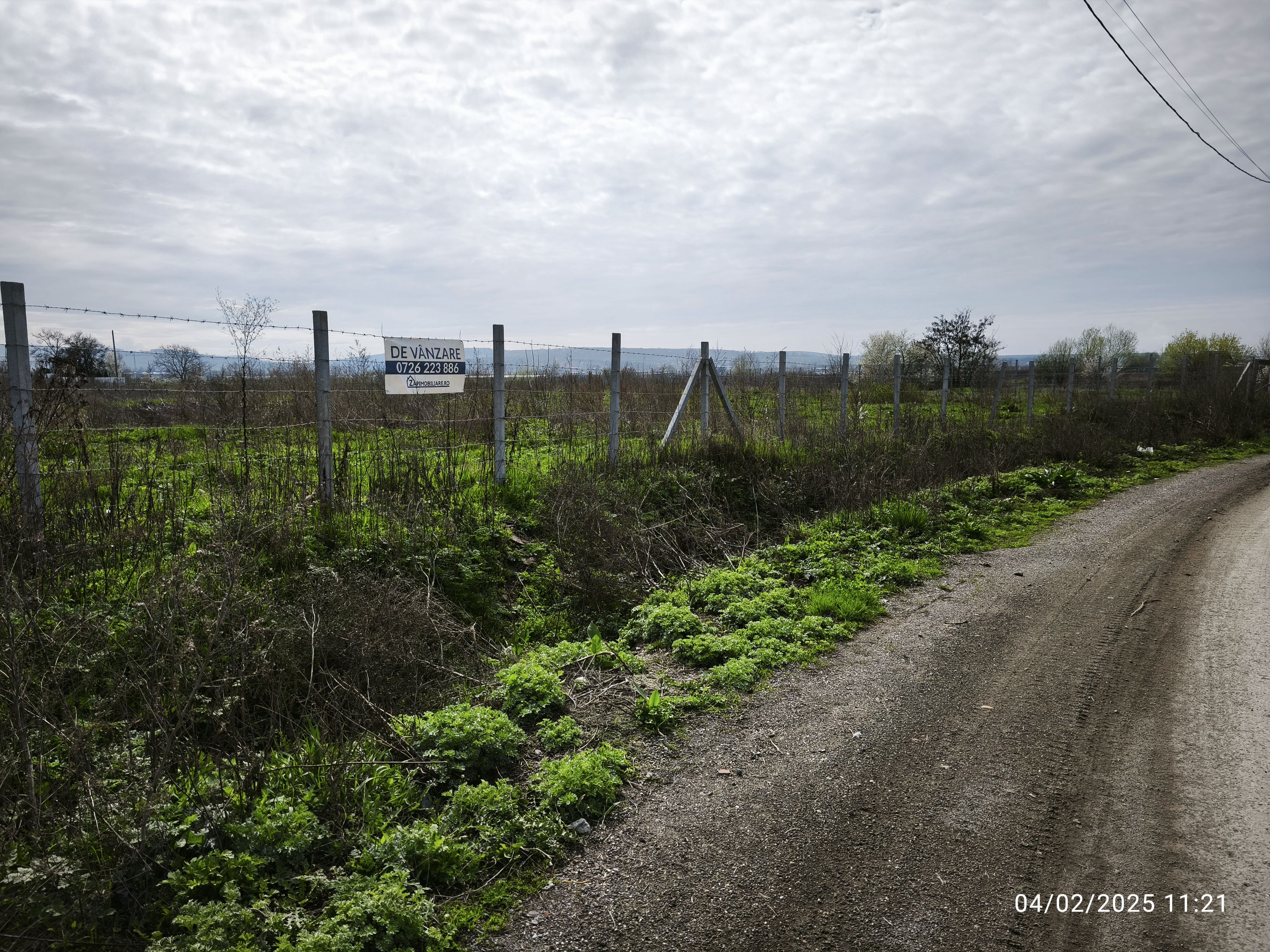 Teren drept  19059 mp - toate utilitățile - asfalt - Sancrai — fotografia 8