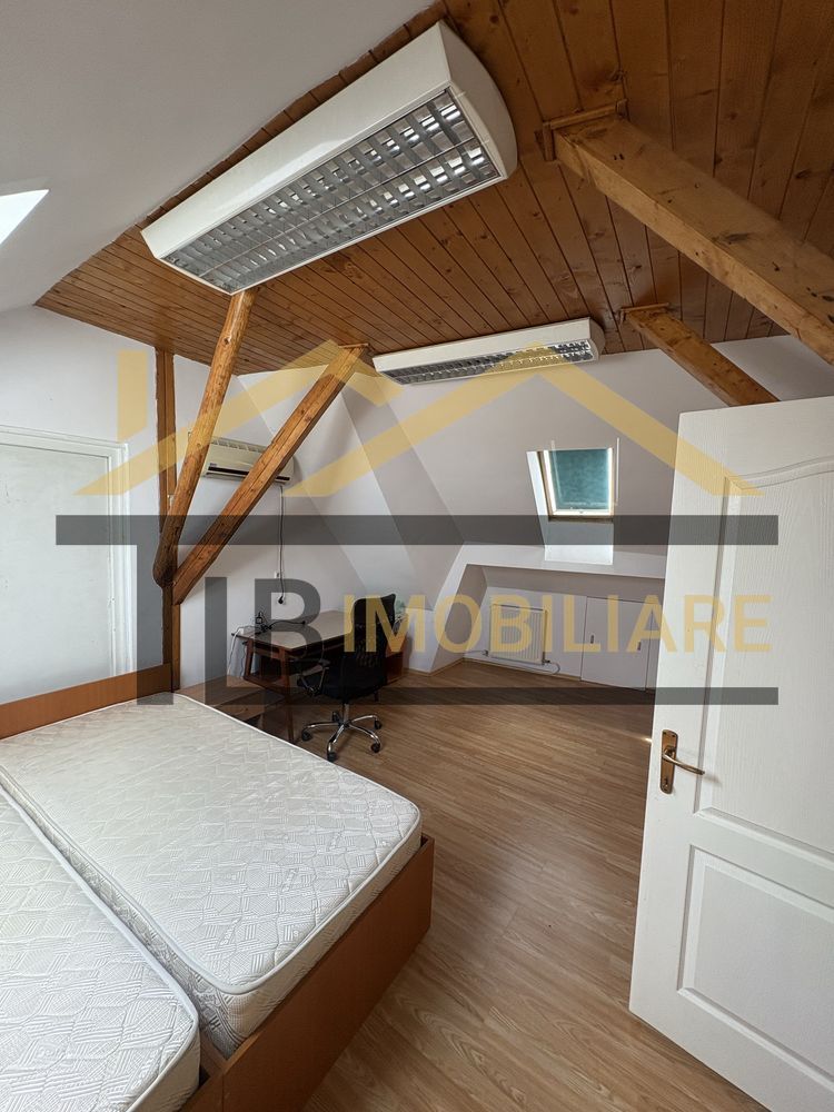Apartament de 5 camere, 135mp, zona Petrom — fotografia 5