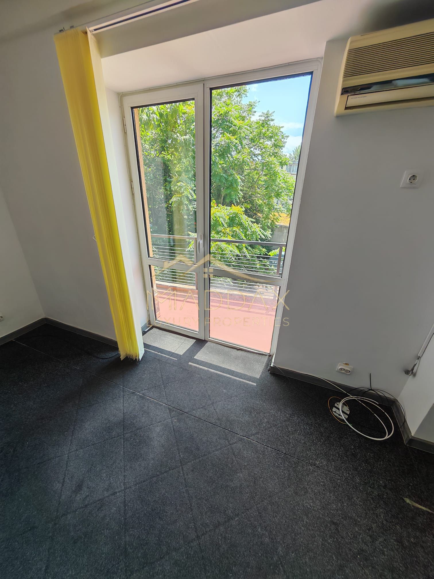SPATIU COMERCIAL 220 MP -  ZONA MALL VITAN*** — fotografia 16