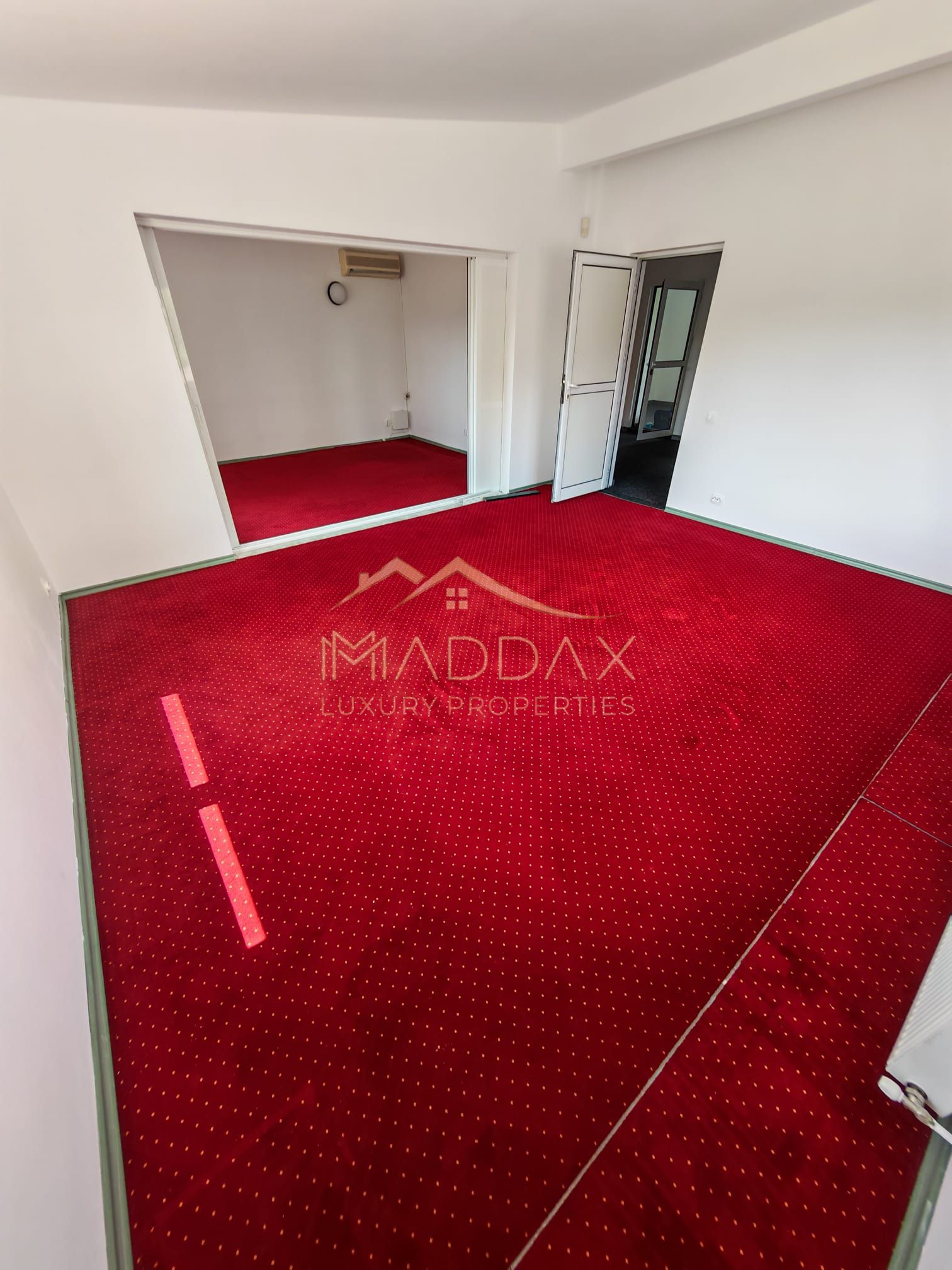 SPATIU COMERCIAL 220 MP -  ZONA MALL VITAN*** — fotografia 18